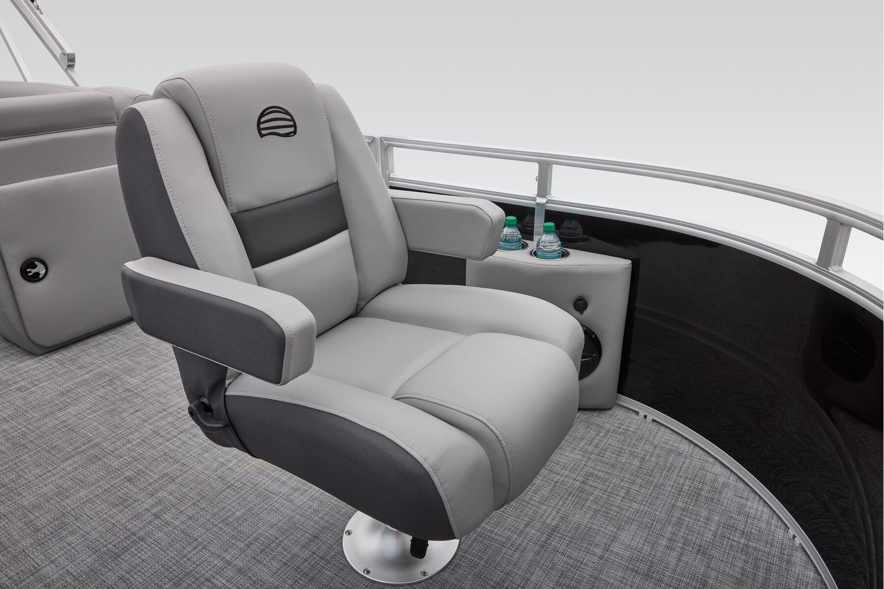 2026 Sun Tracker SportFish 20 DLX - 35