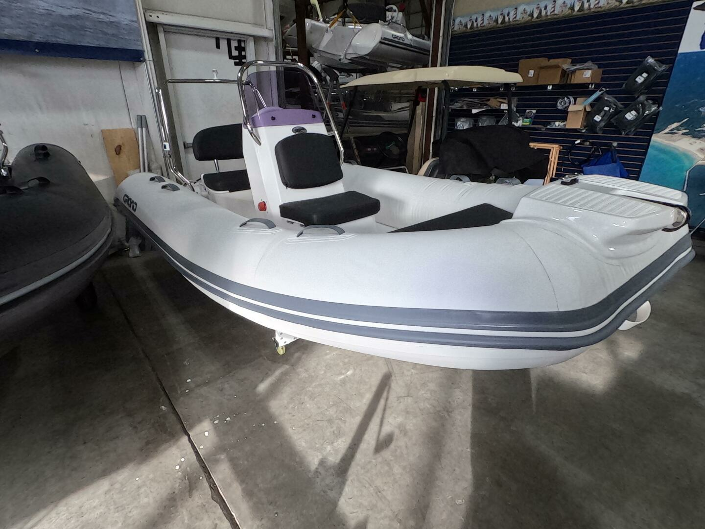 2024 Grand Inflatables S370NL - Image 3