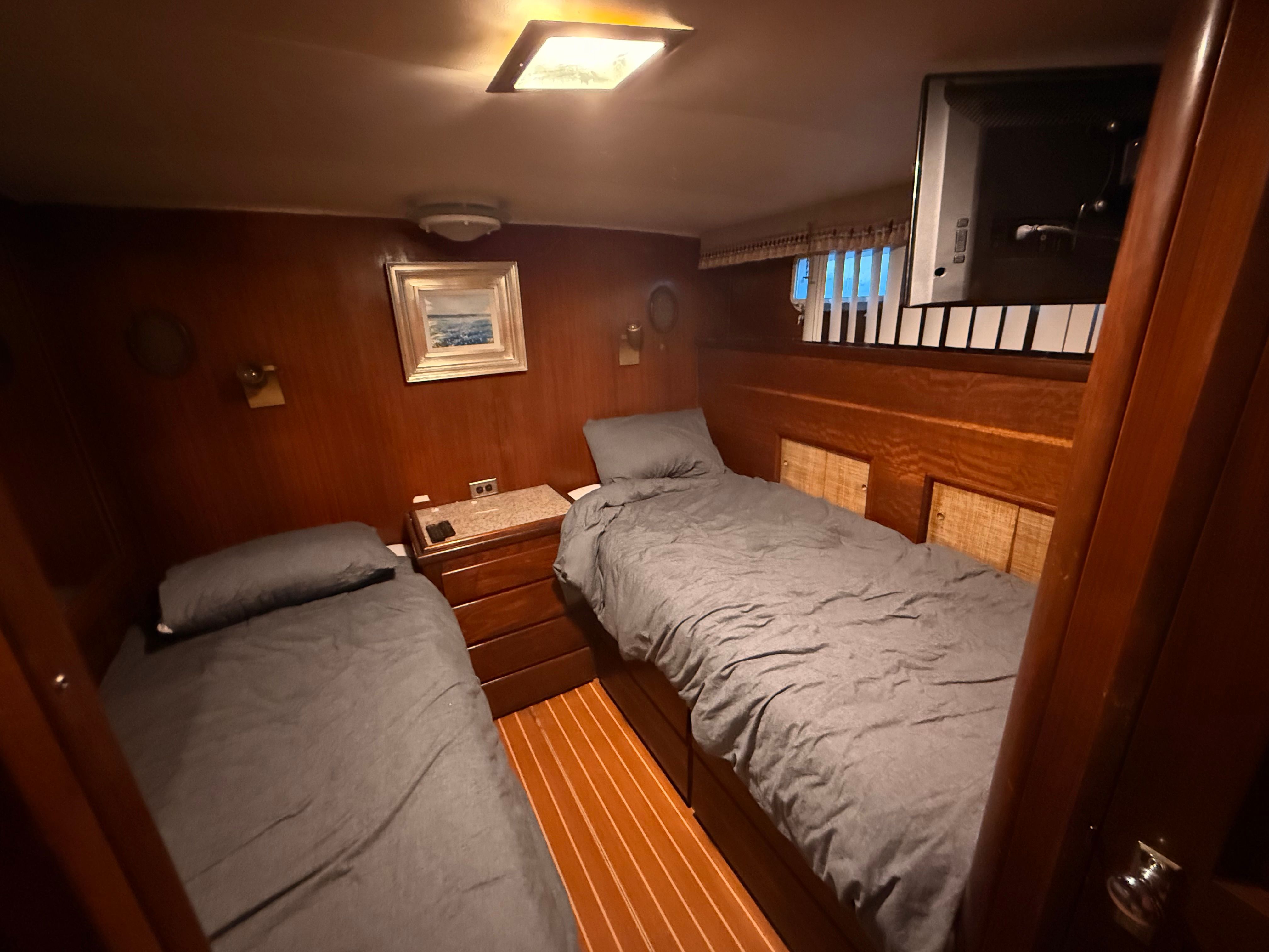 1969 Hatteras 53 - 12