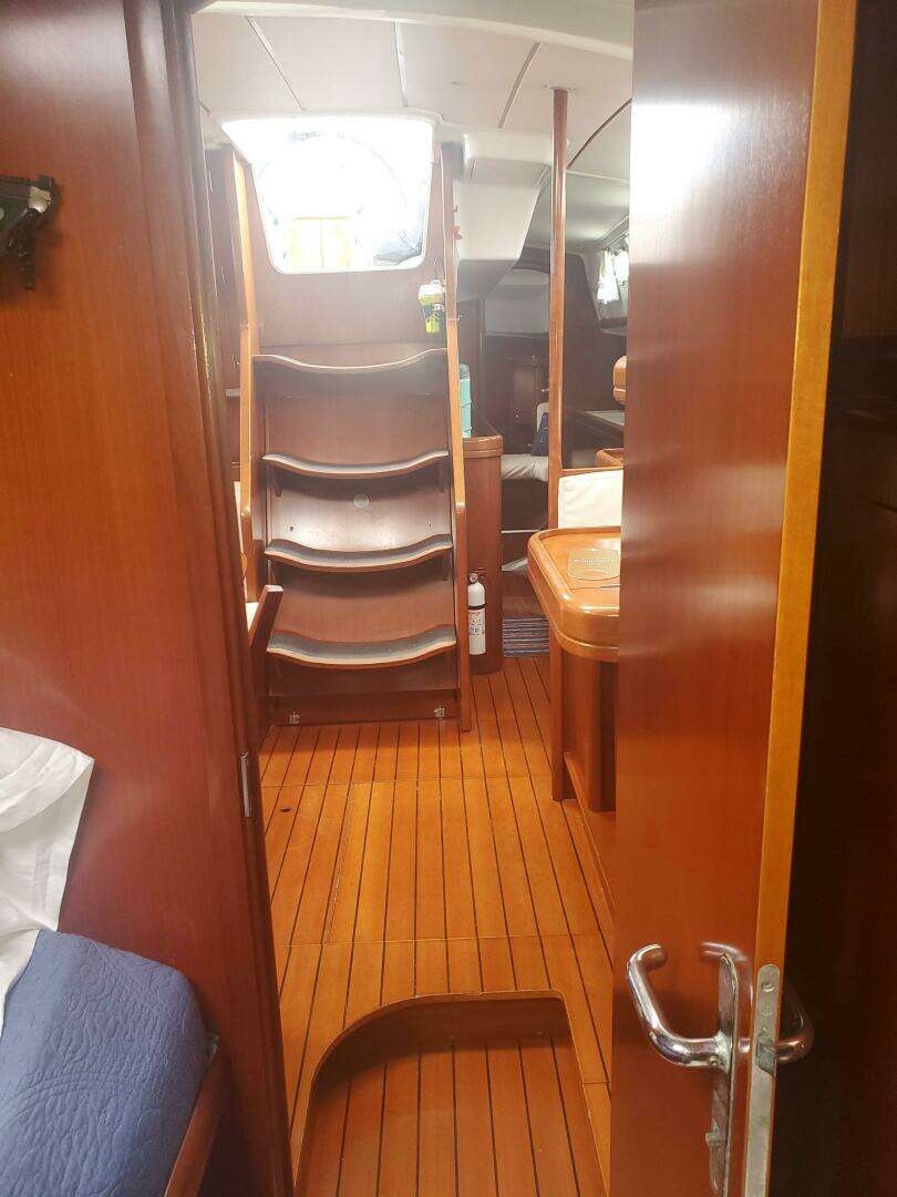 2003 Beneteau Center Cockpit - Image 18