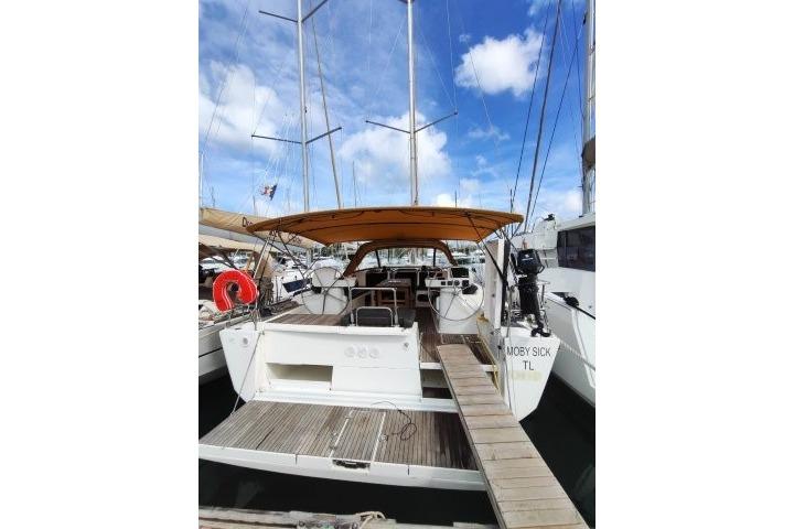 2019 Dufour 520