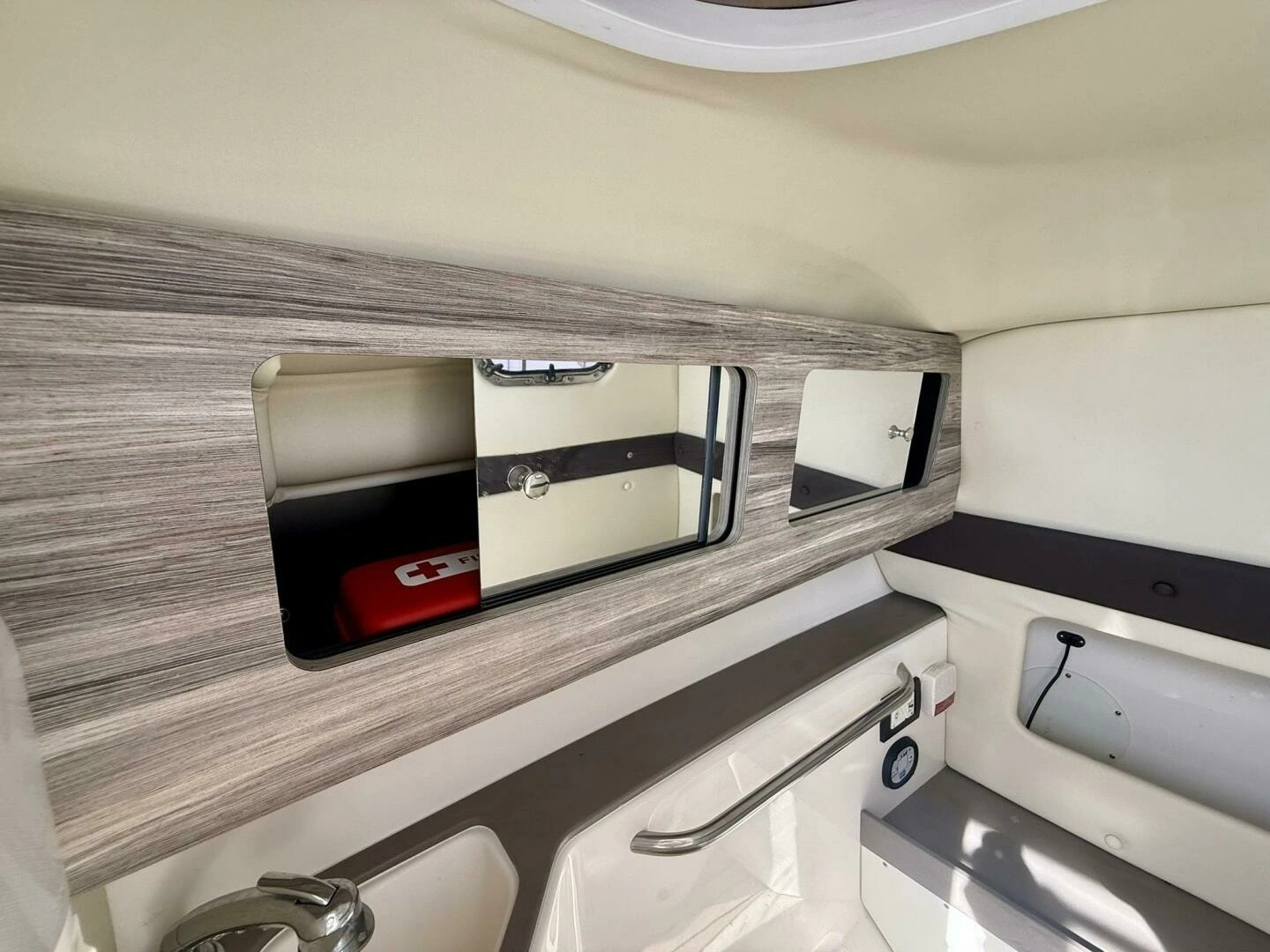 2018 Edgewater 248 CX - Image 22