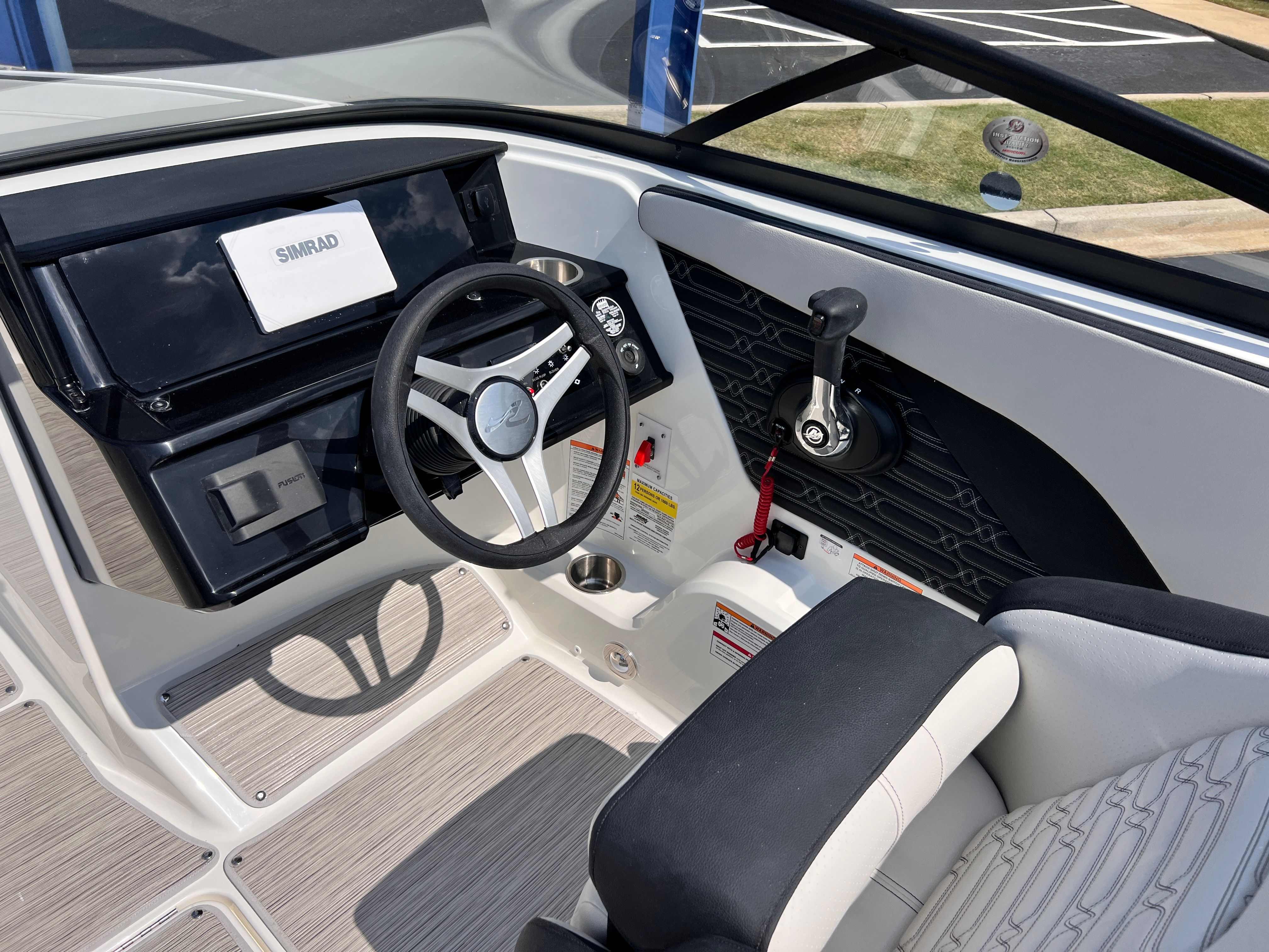 2026 Sea Ray SPX 210 - 6