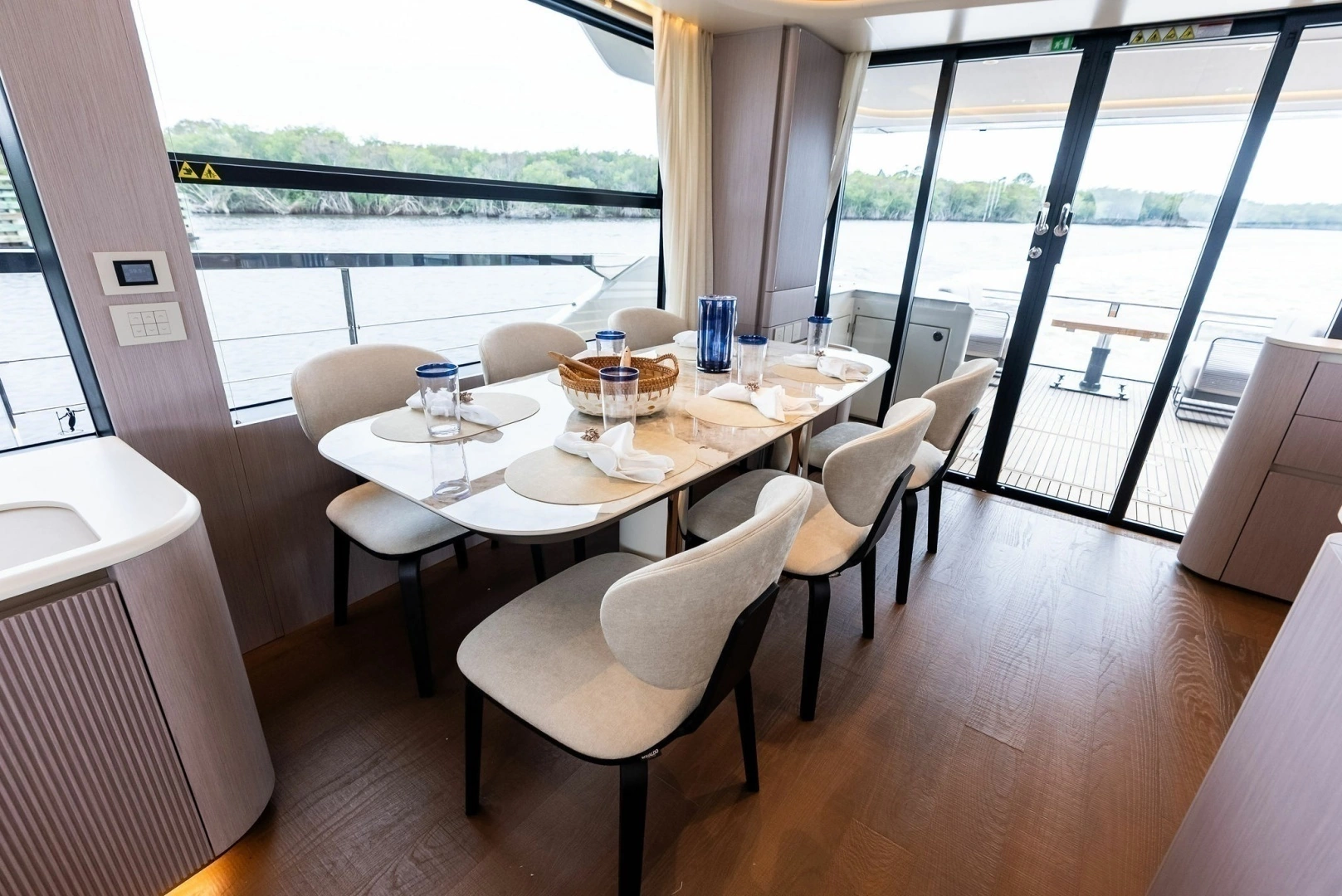 2026 Absolute 62 Navetta - Image 10