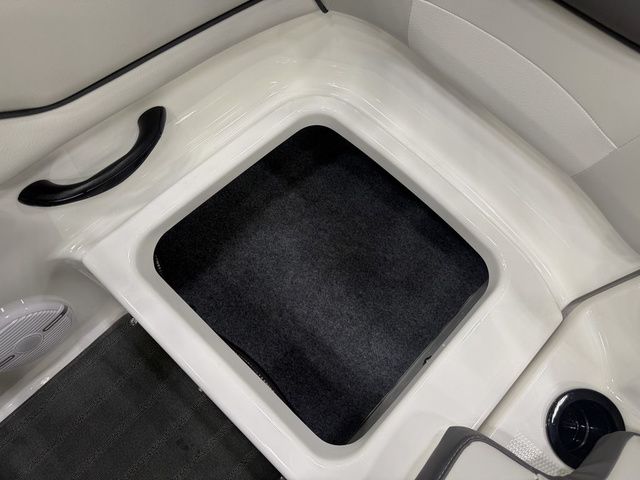 2026 Yamaha Boats SX190 - 10