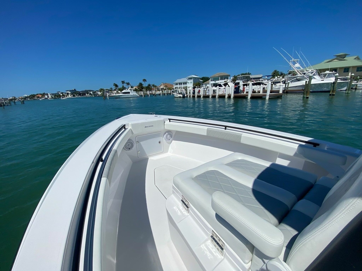 2026 Reef Runner 280 - Image 9