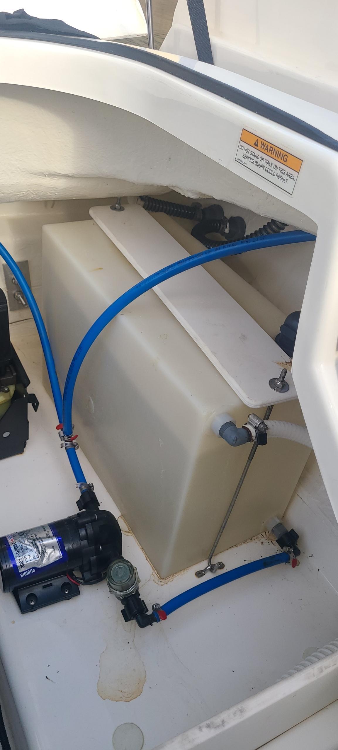 2015 Bayliner 642 Overnighter - 20