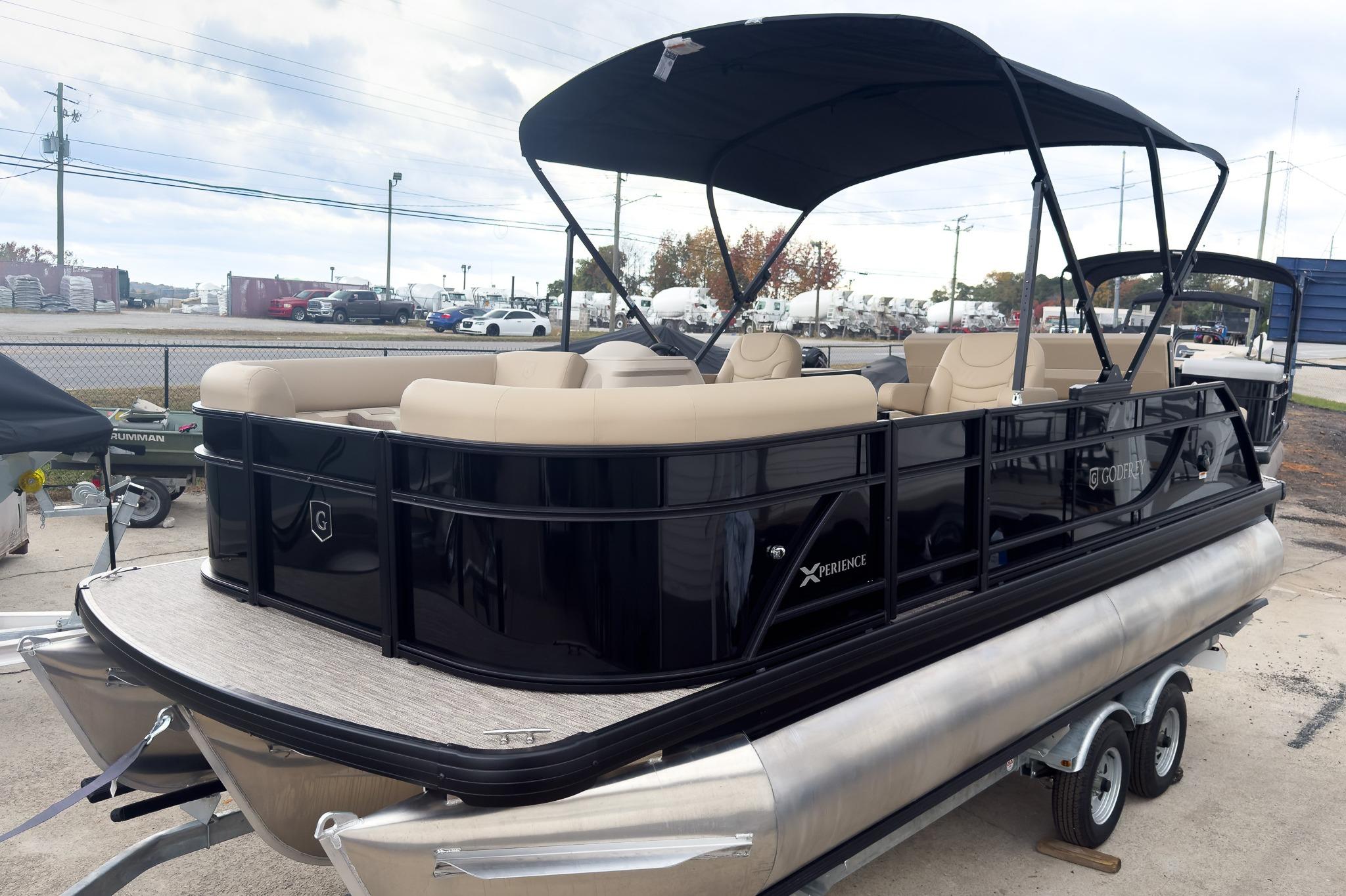 2026 Godfrey Sweetwater Xperience 20' Single Flip Lounge Tritoon - 2086 SFLX