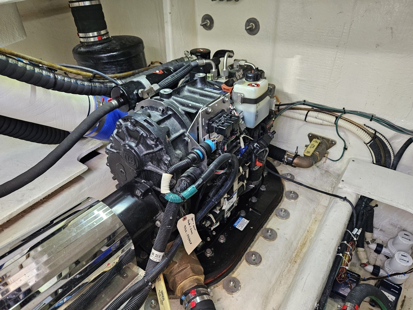 2019 Sea Ray 520 Sundancer - Image 52