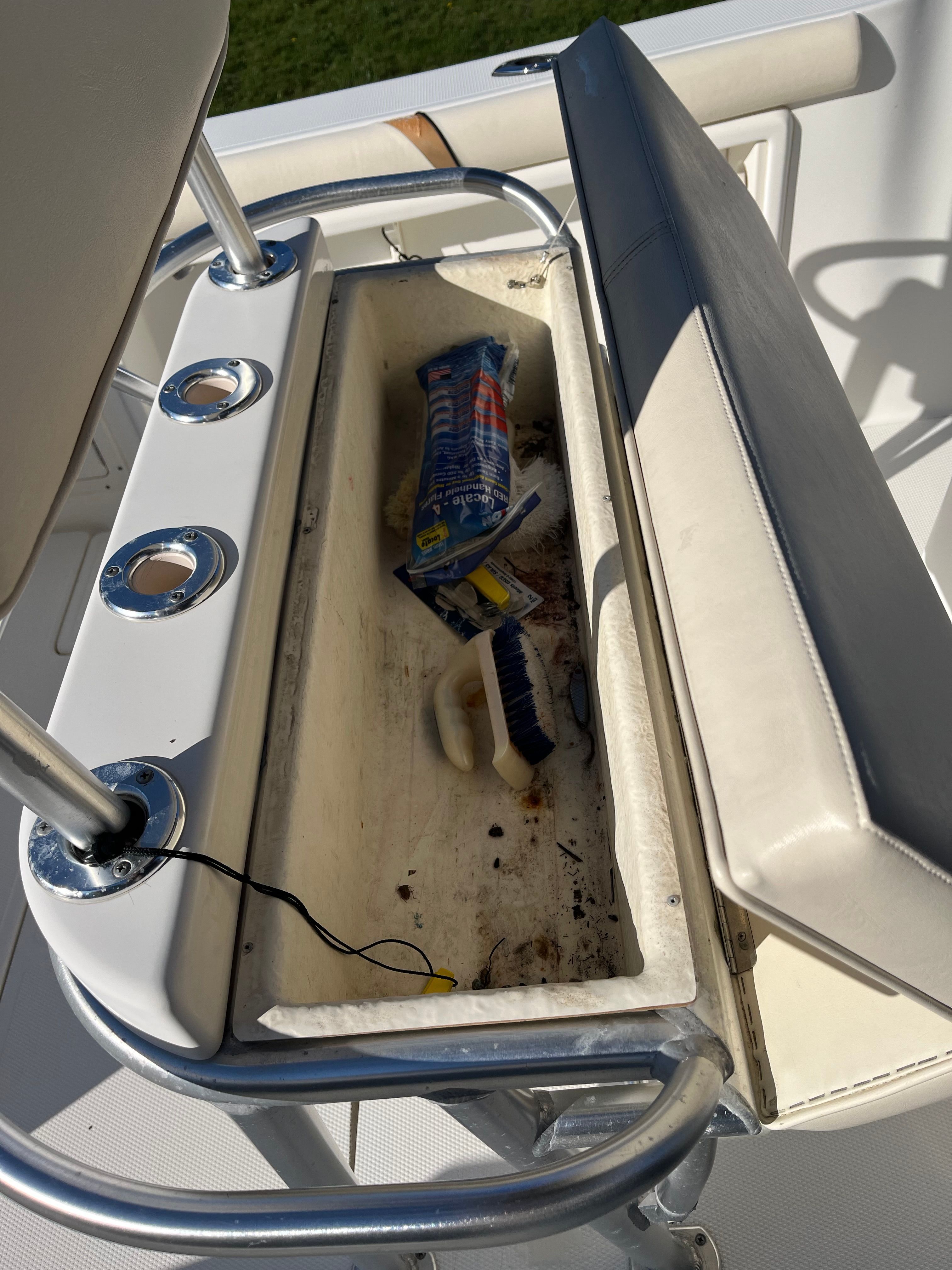 2002 Mako 232 Center Console - 31