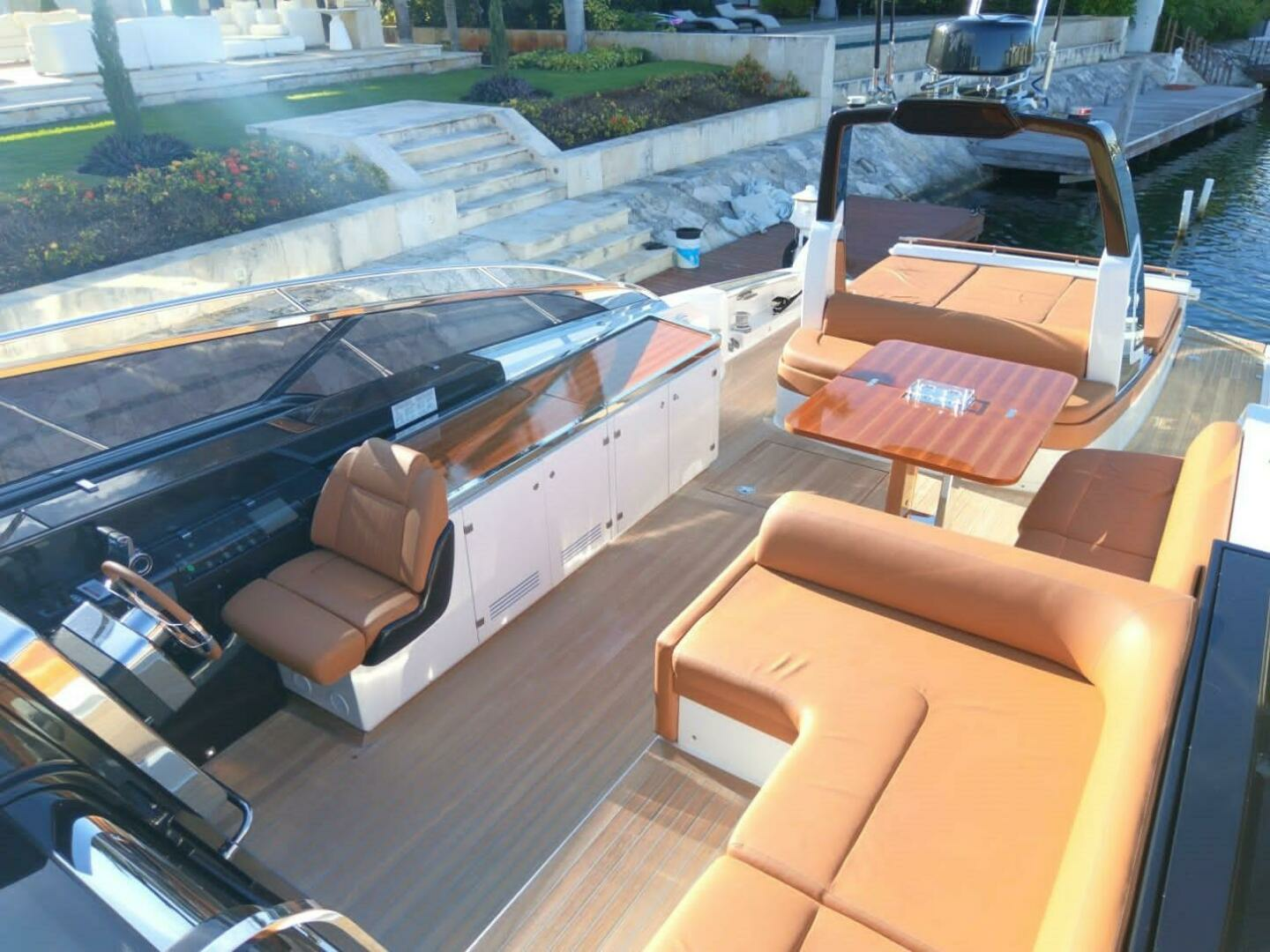 2019 Riva — - Image 16