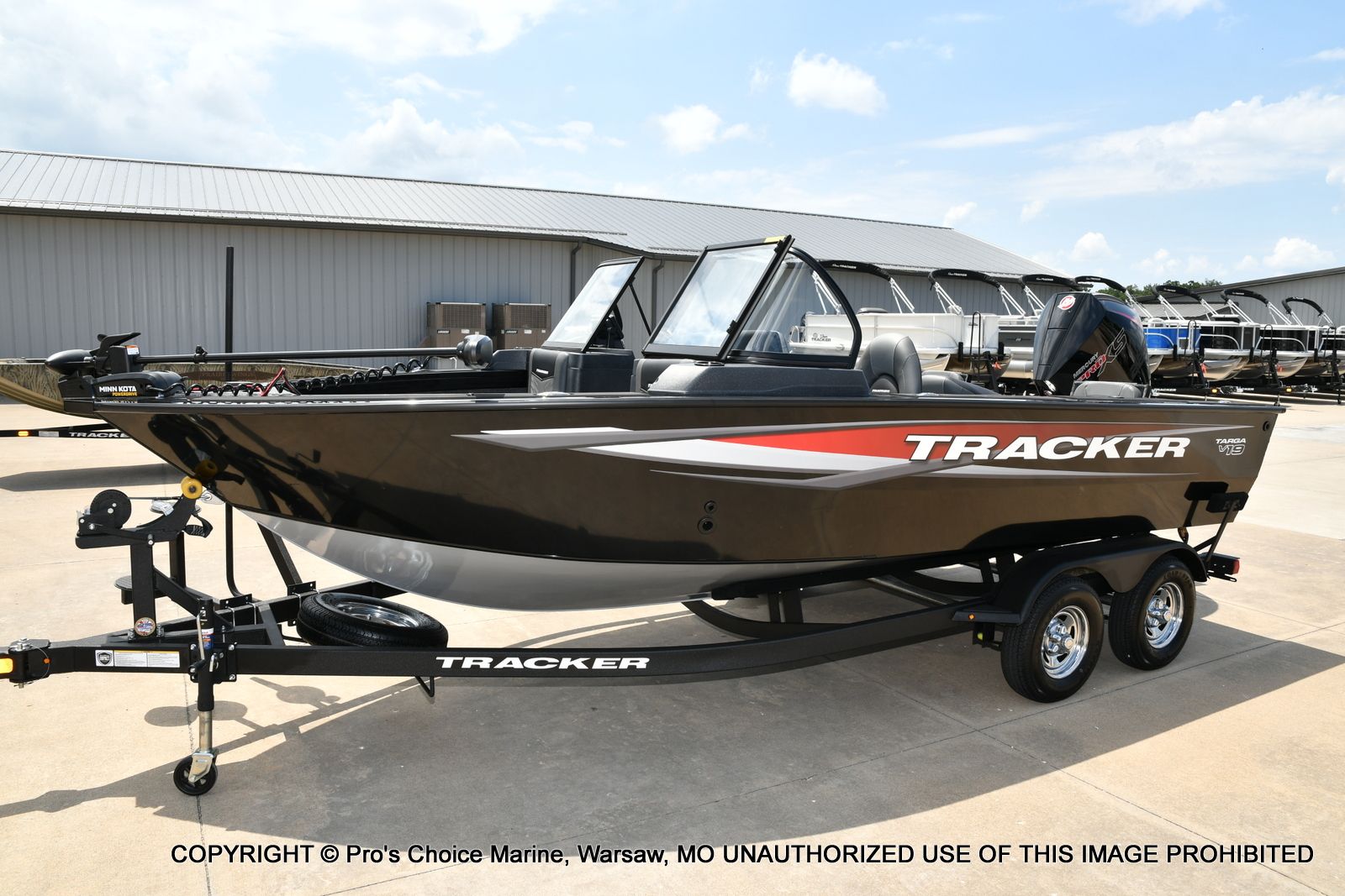 2026 Tracker Targa V-19 Combo - 96