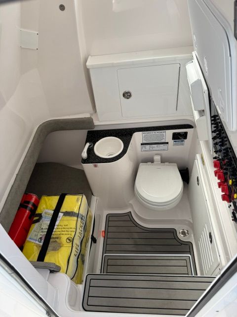2017 Sea Fox 328 Commander - 22