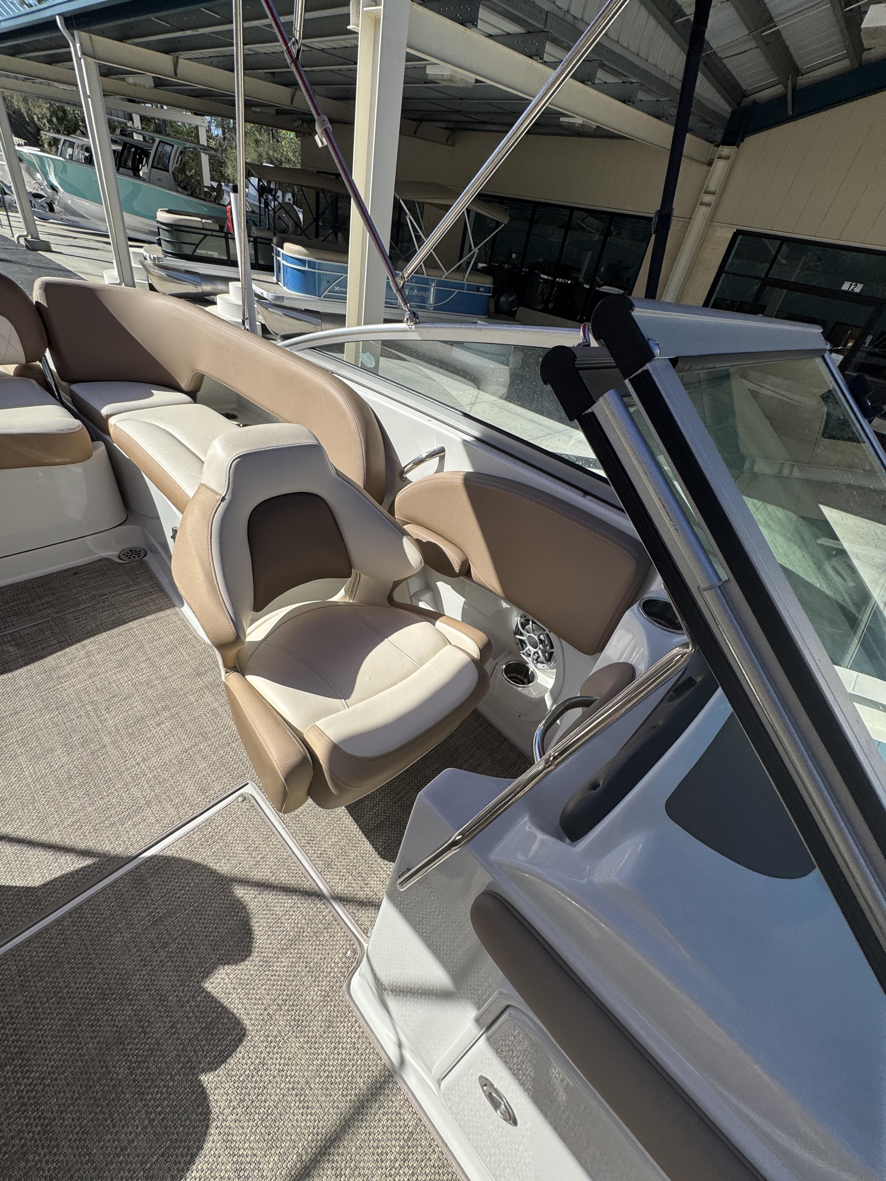 2018 Crownline Eclipse E21 XS - 23