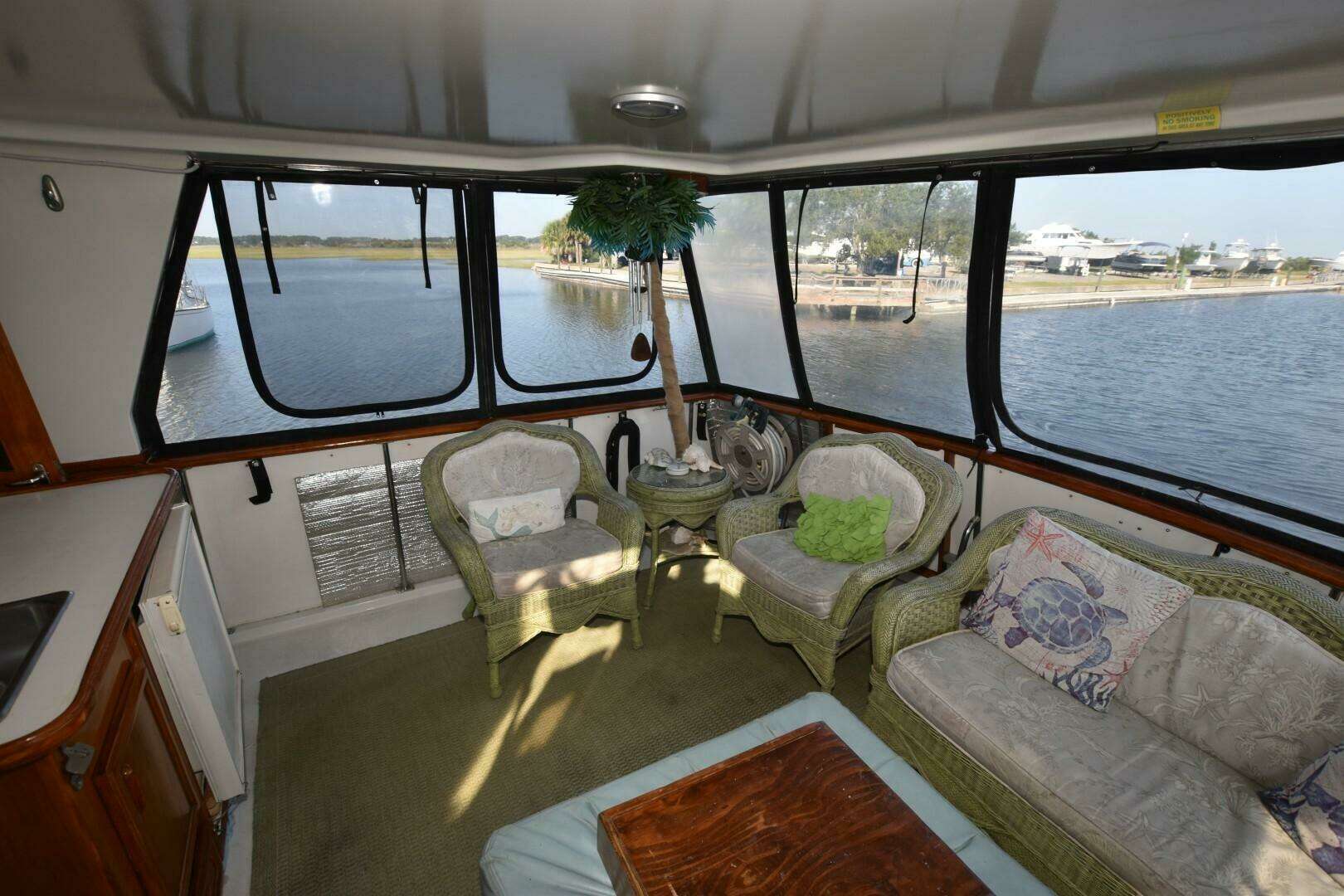 1990 Californian 45 Motoryacht - Image 41