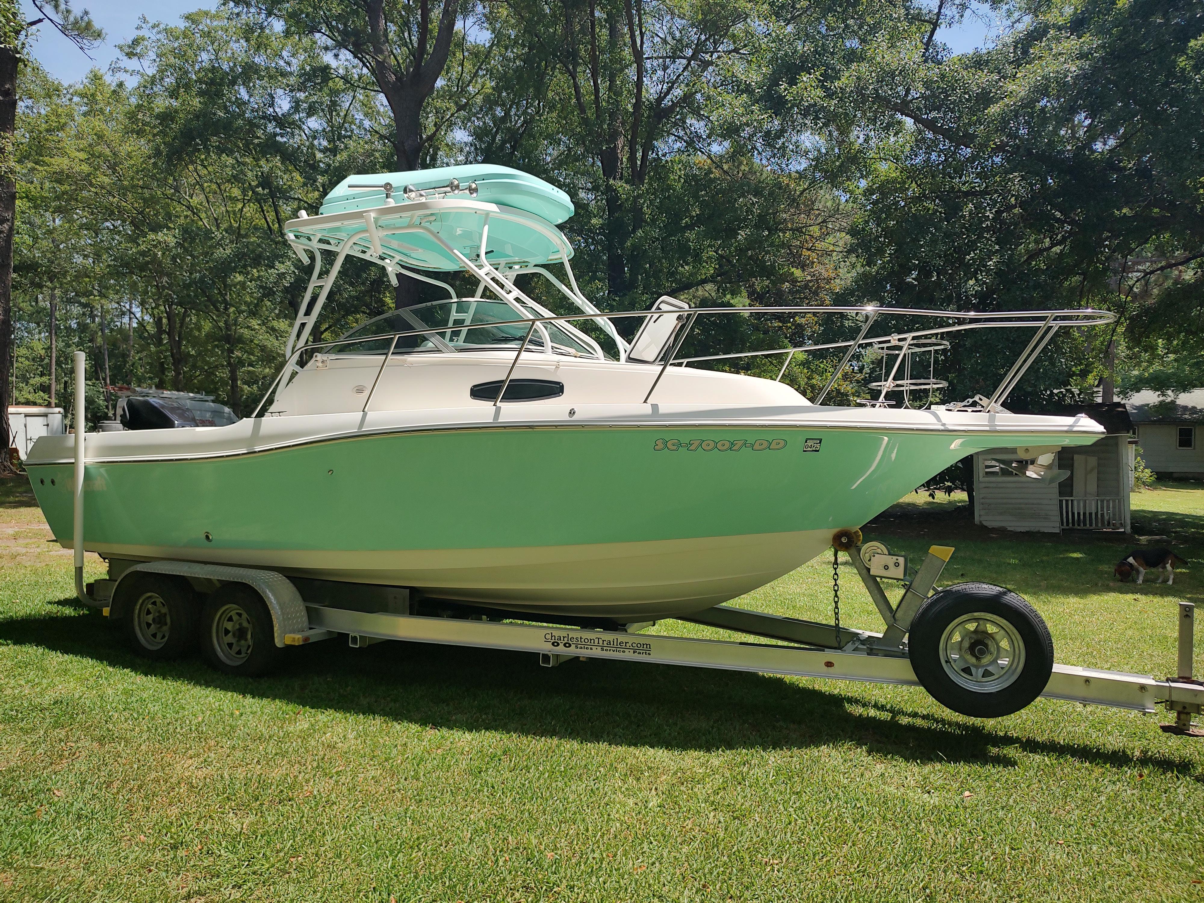 2001 Wellcraft 24 Walkaround - 6
