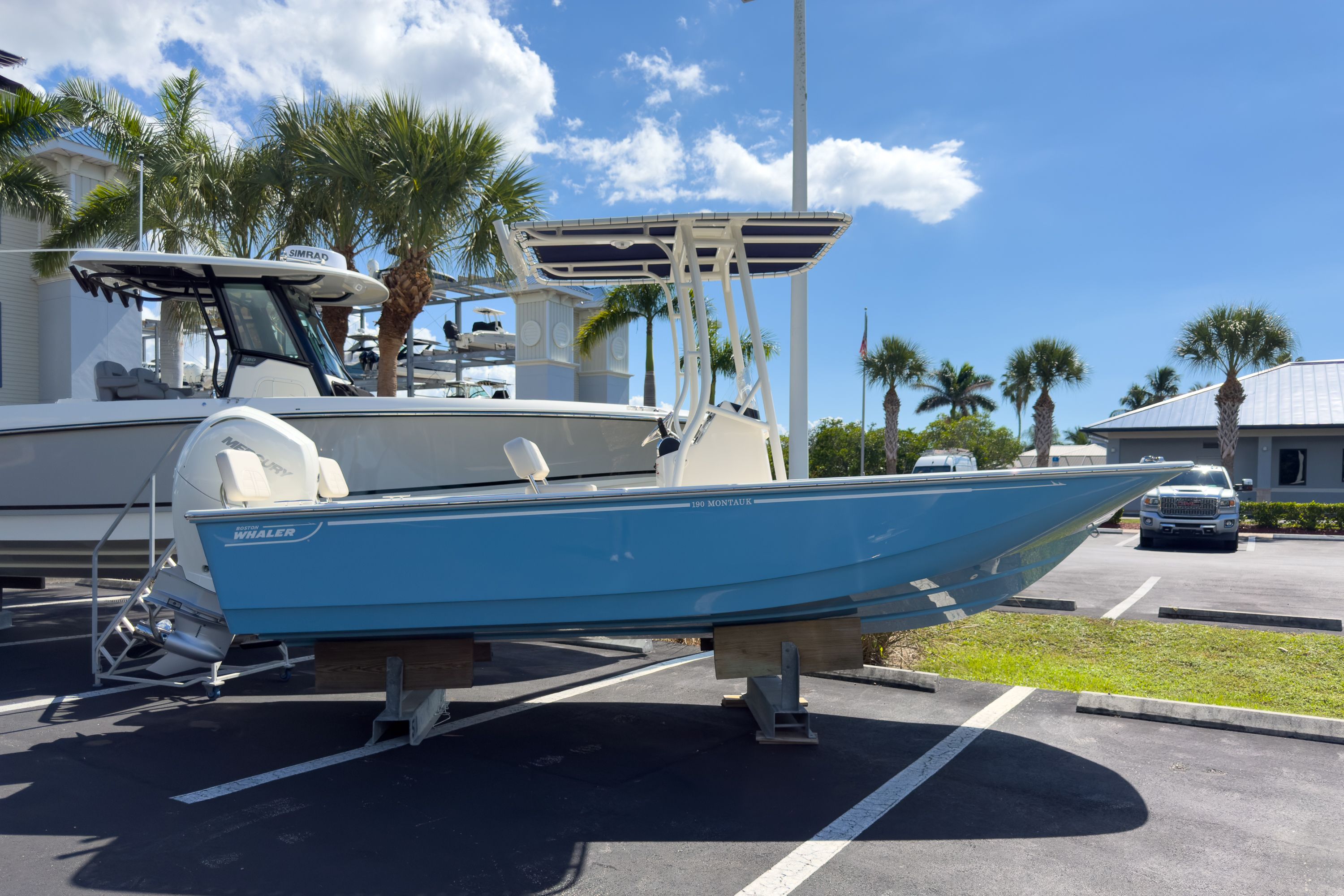 2026 Boston Whaler 190 Montauk