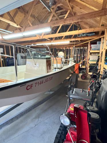 1986 Boston Whaler Montauk - 21