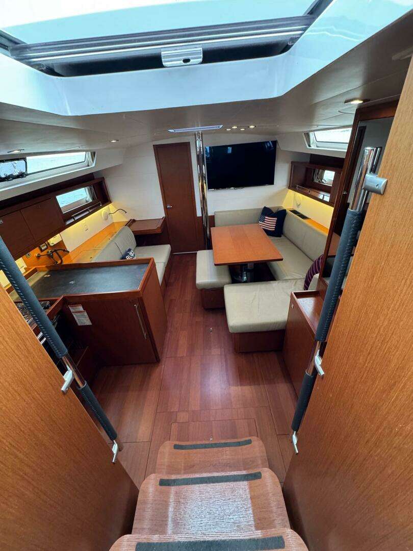 2017 Beneteau Oceanis 45 - Image 38