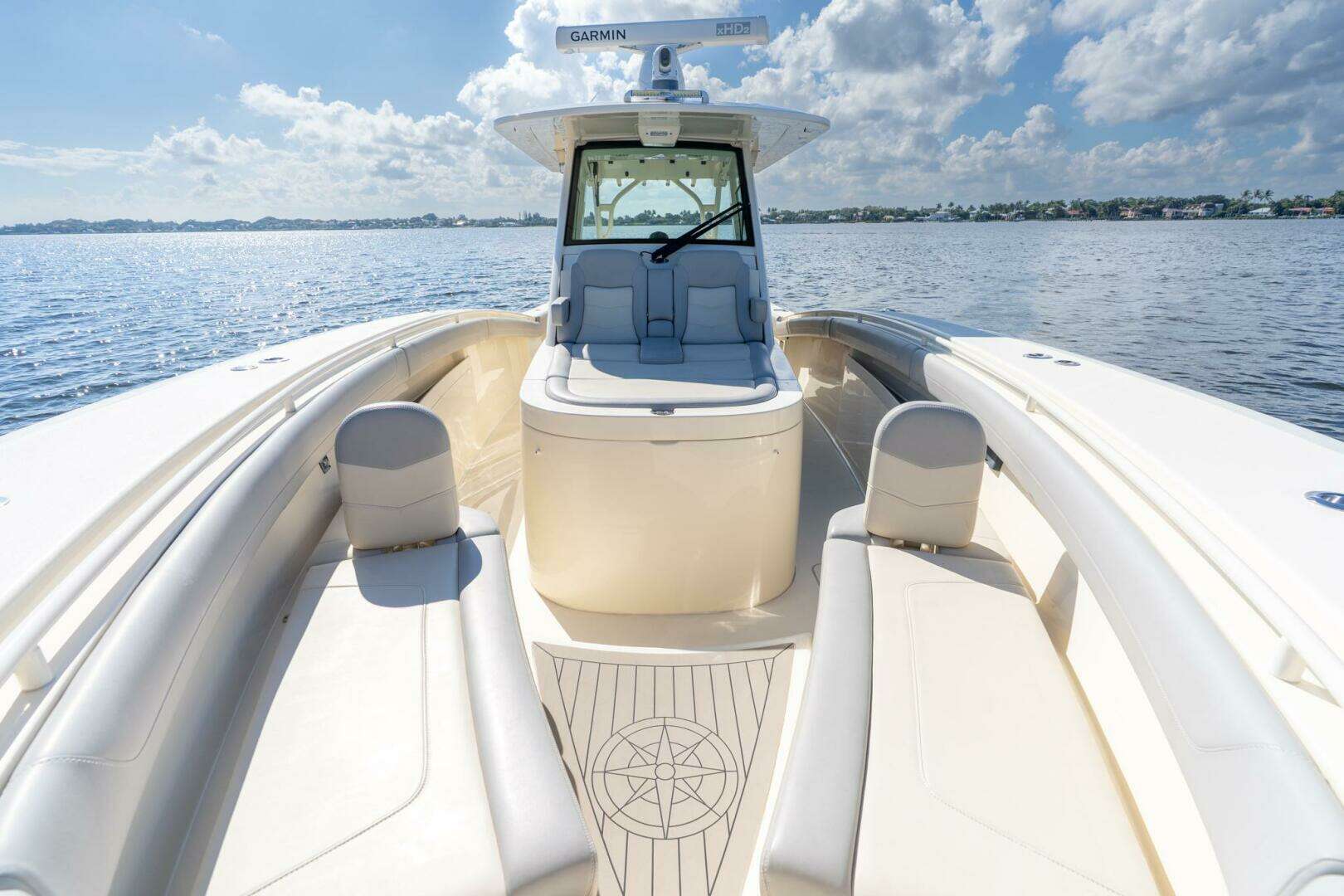 2023 Scout 355 LXF - Image 9