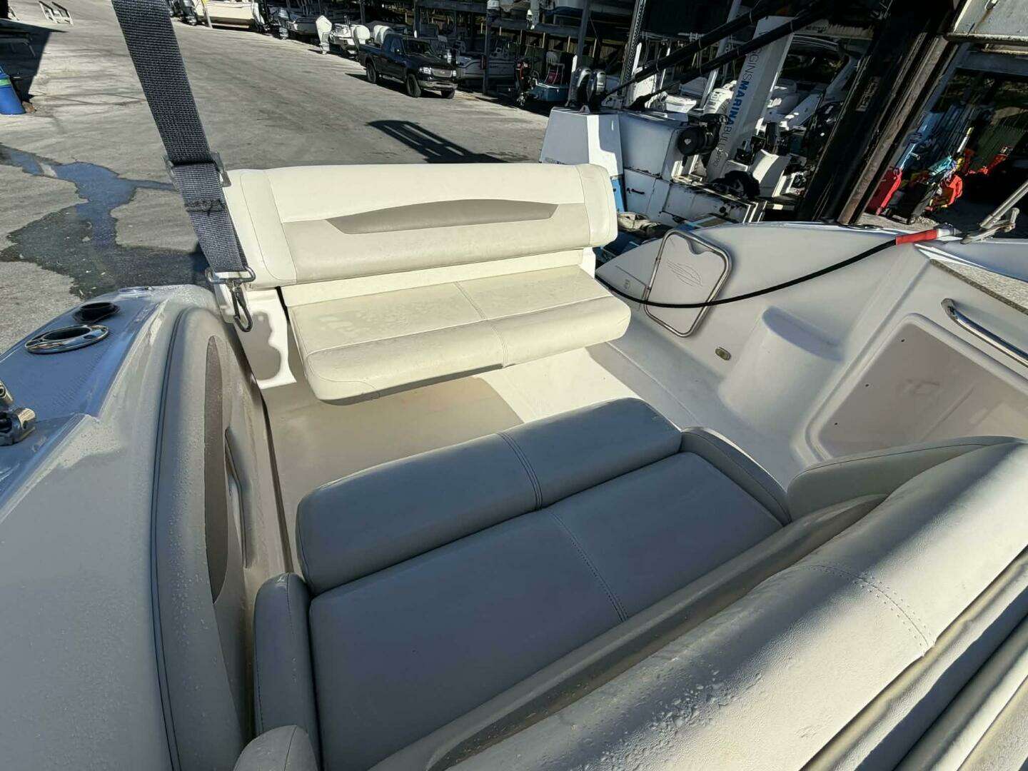 2008 Chaparral 250 Signature - Image 15