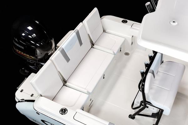 Manufacturer Provided Image: 2020 Robalo R230 Center Console boat interior with Yamaha outboard motor.