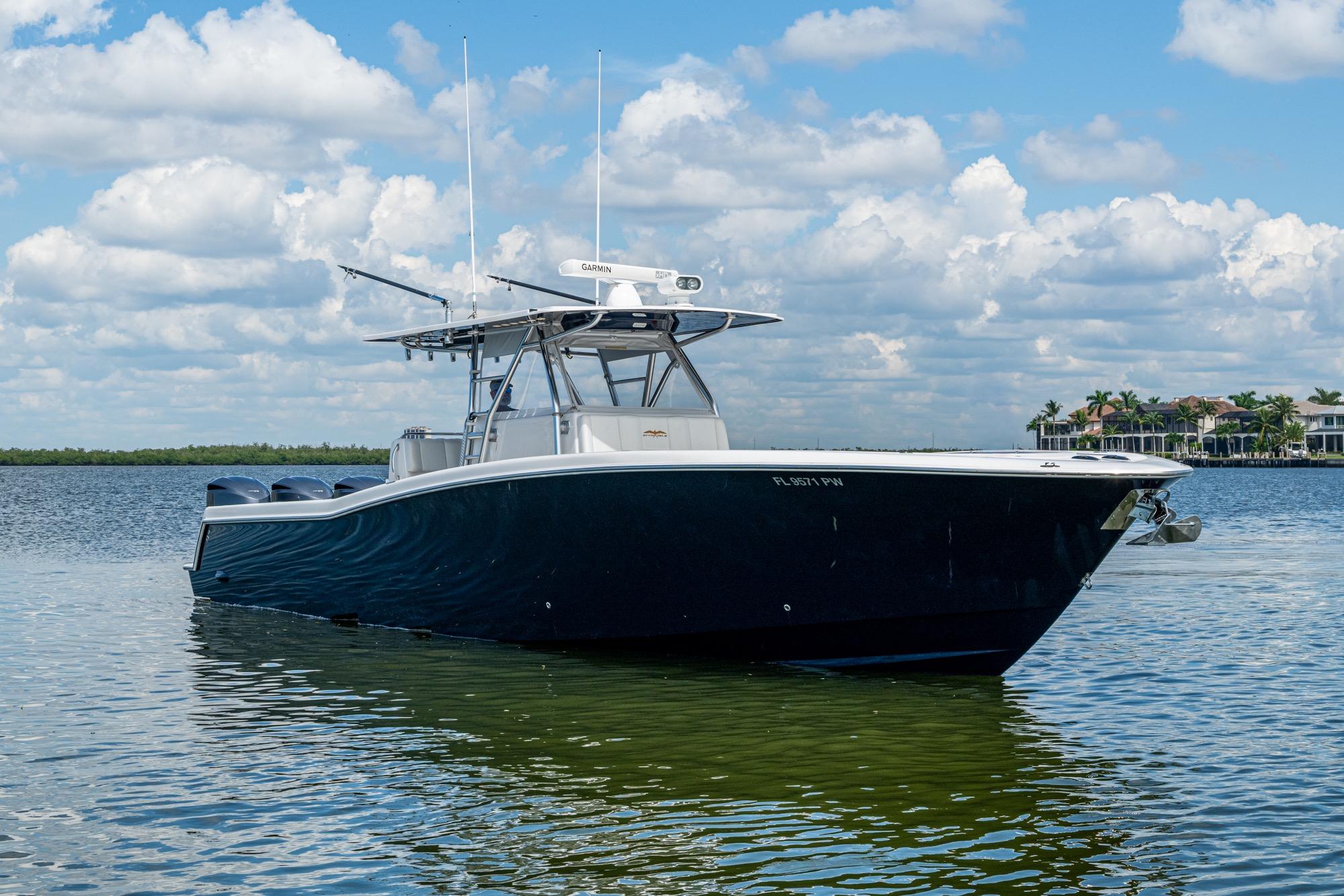 2015 Invincible 42 Open Fisherman