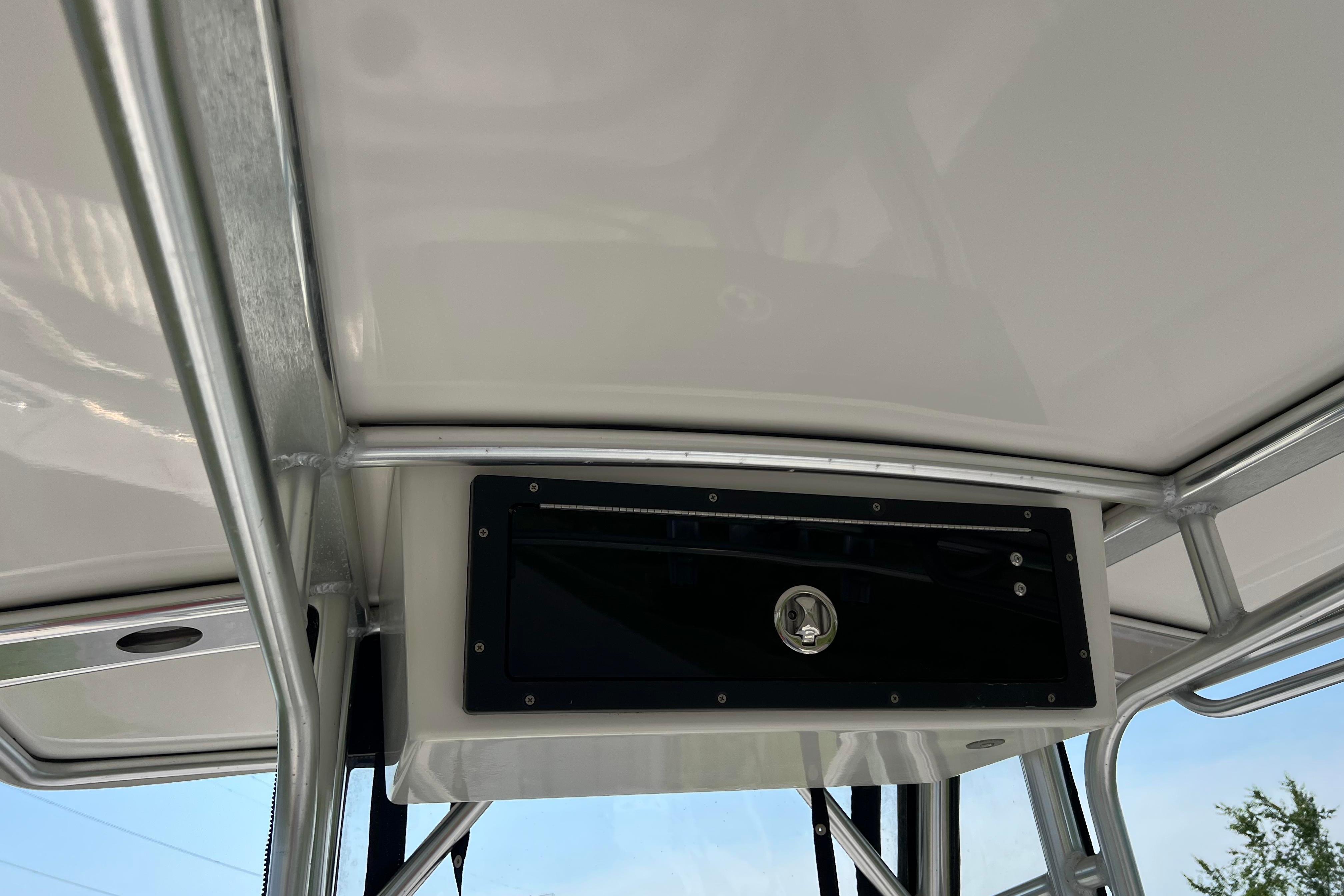 2012 Sea Fox 206 Center Console boat's overhead storage compartment and framework.