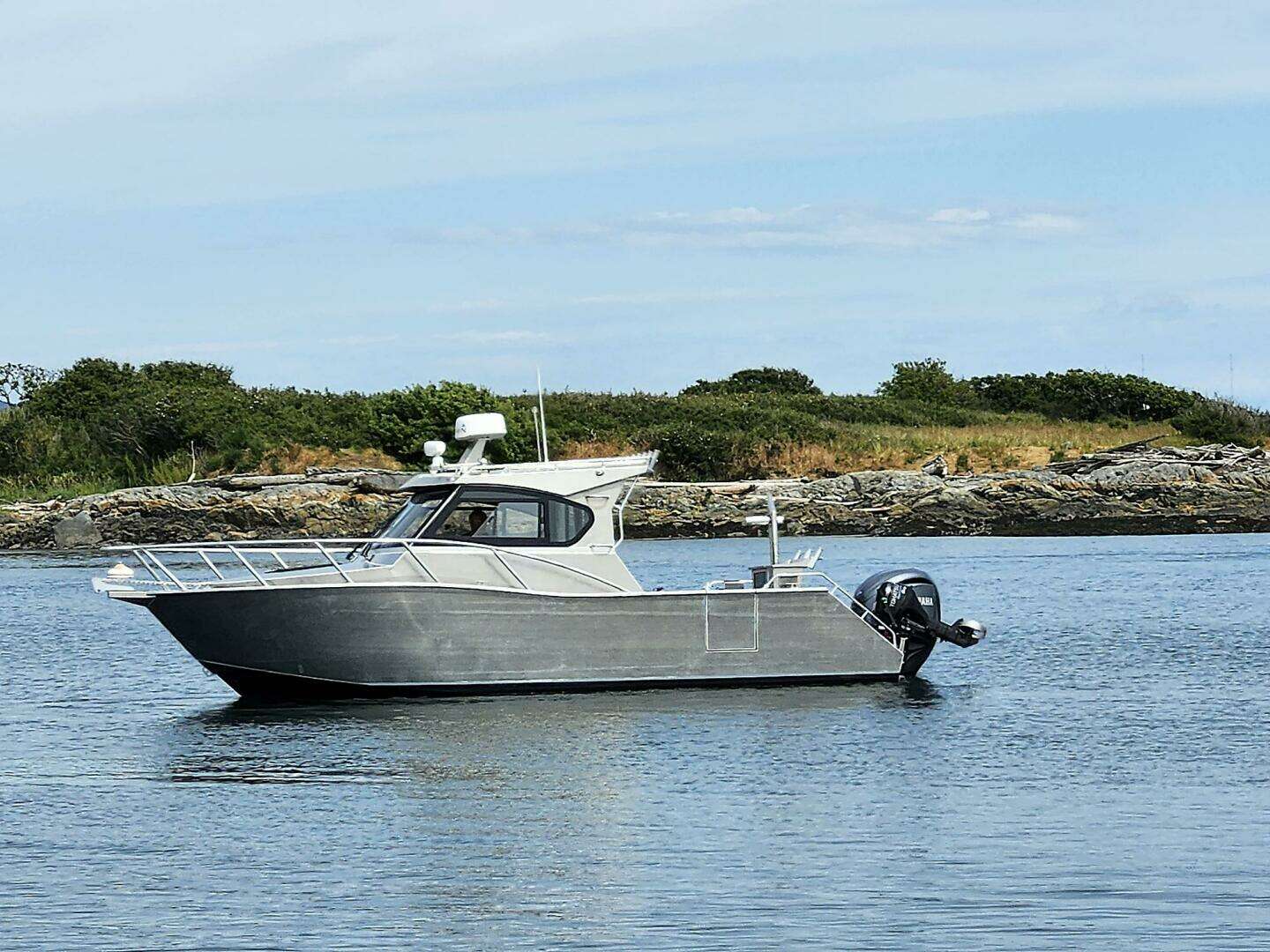 2024 Aluminum Cruiser Profisher 750 - Image 4