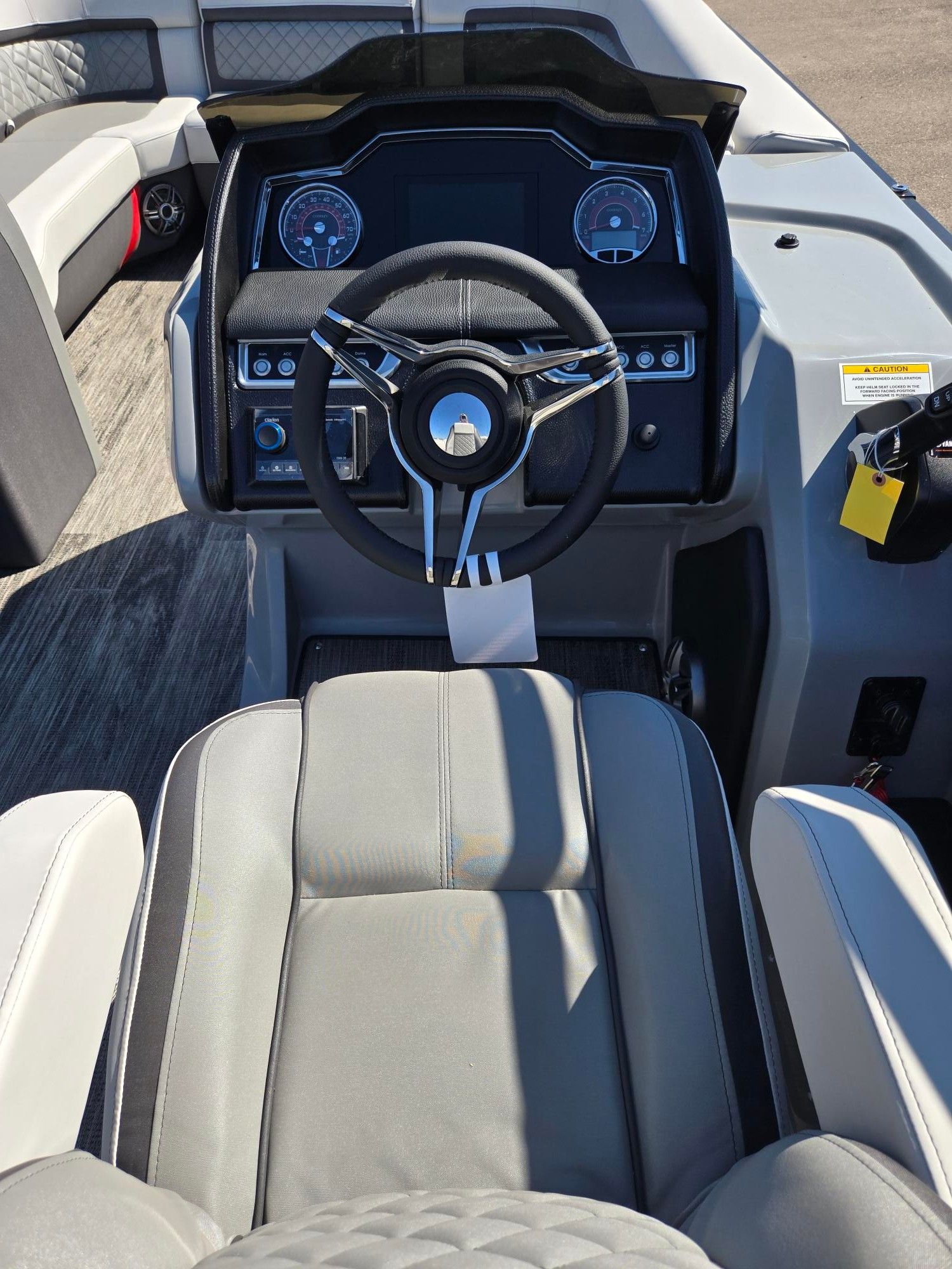2026 AquaPatio 255 SBC - 19