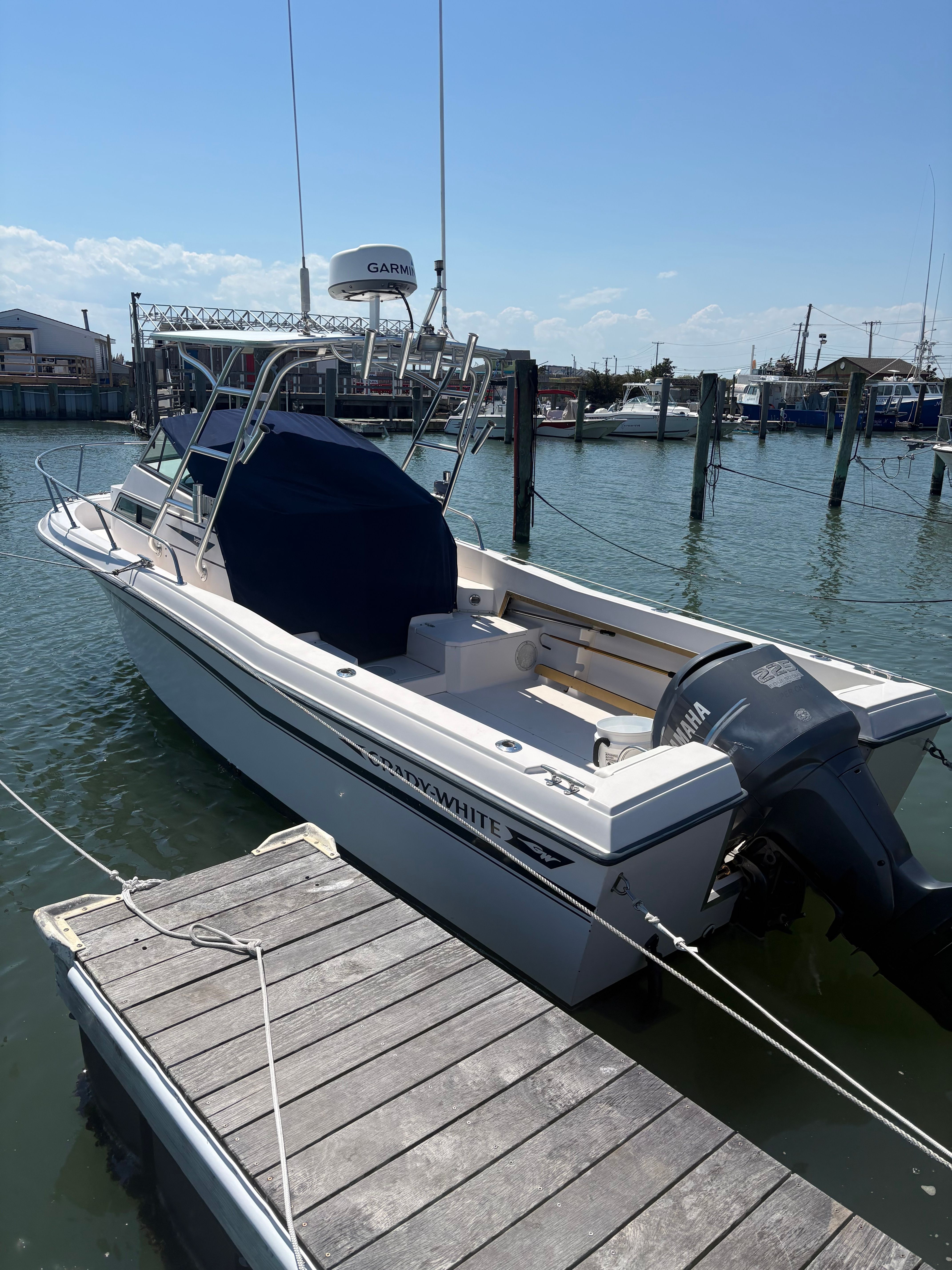 1995 Grady-White Explorer 244
