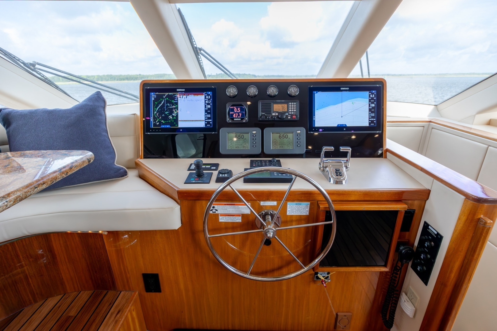 2008 Hatteras Motor Yacht - Image 88