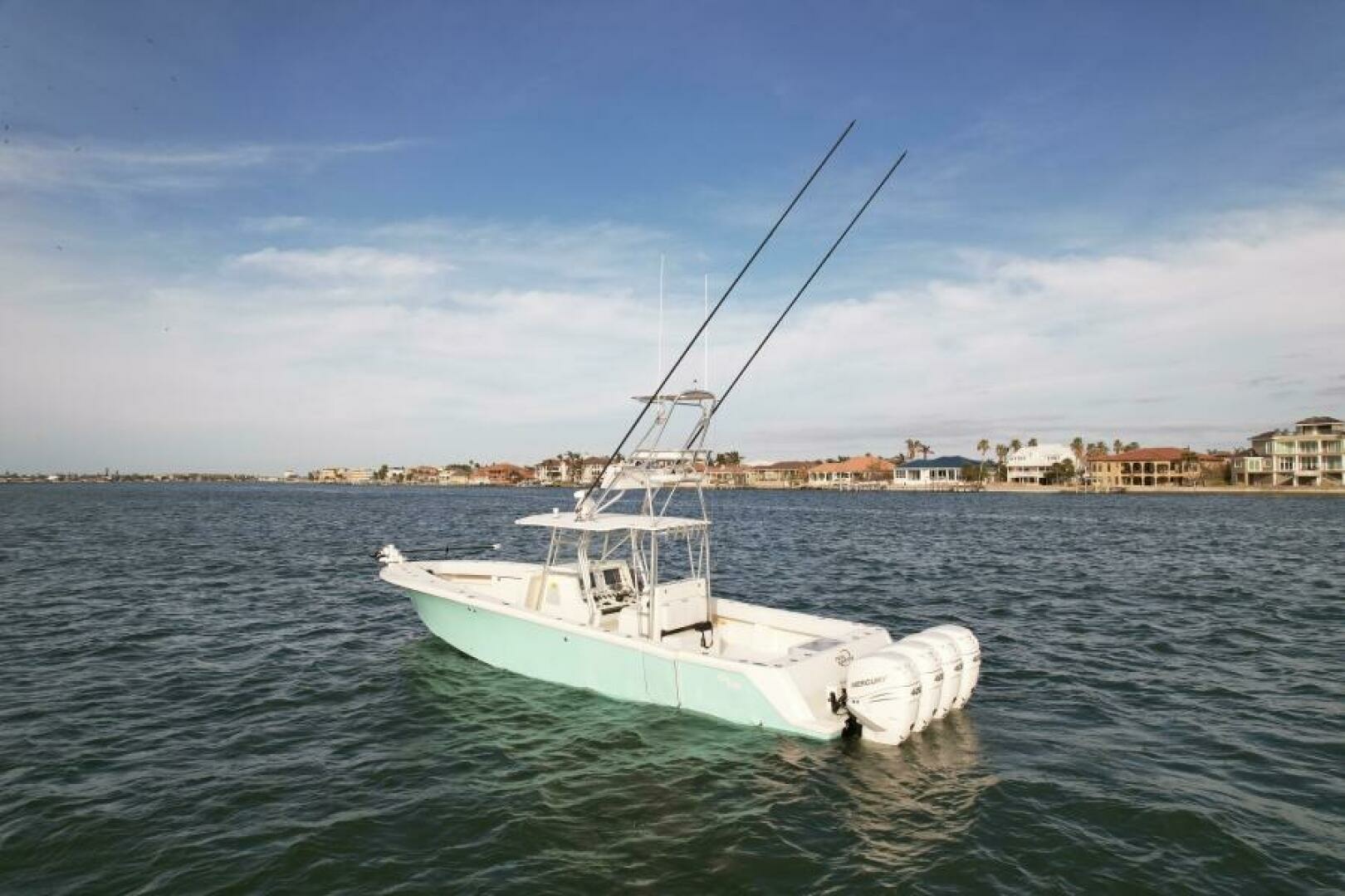 2013 SeaVee 390 - Image 2