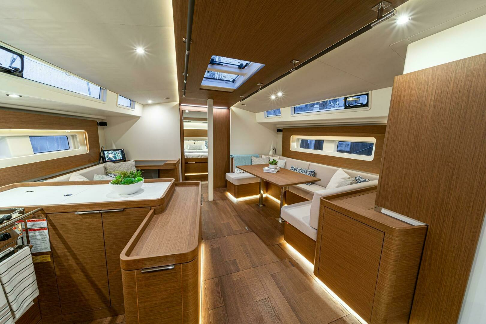 2026 Beneteau Oceanis Yacht 54 - Image 13