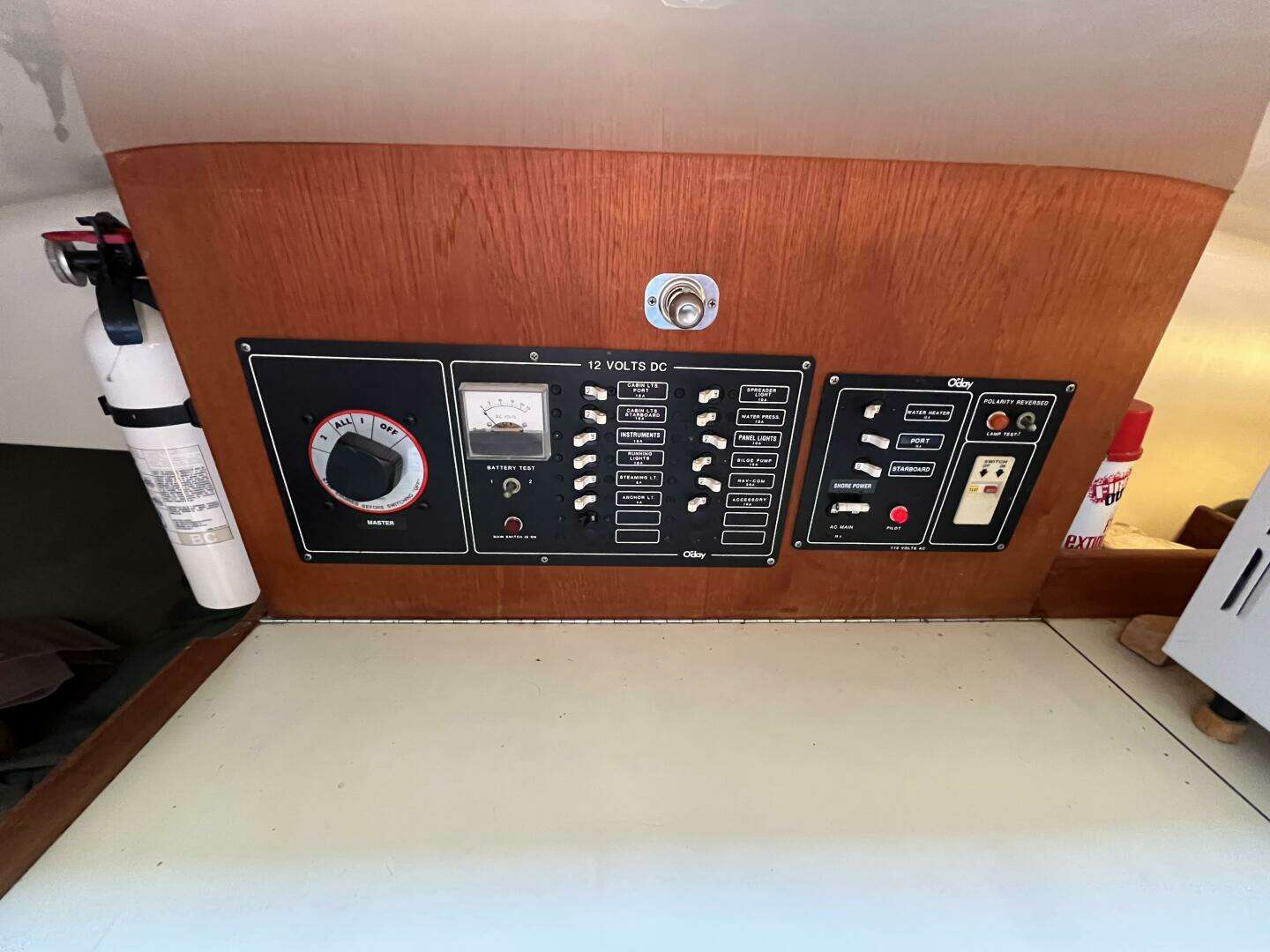 1985 O'Day 35 - Image 8