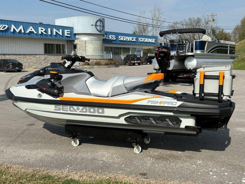 2026 Sea-Doo FishPro Trophy 170 w/ Sound - 15