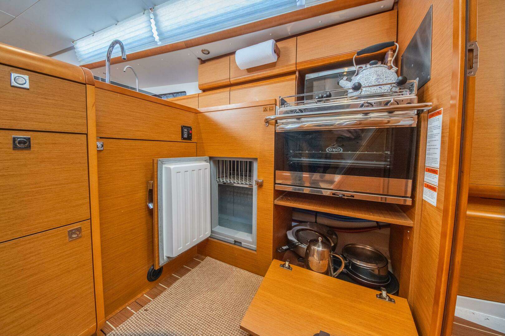 2016 Jeanneau 439 - Image 44