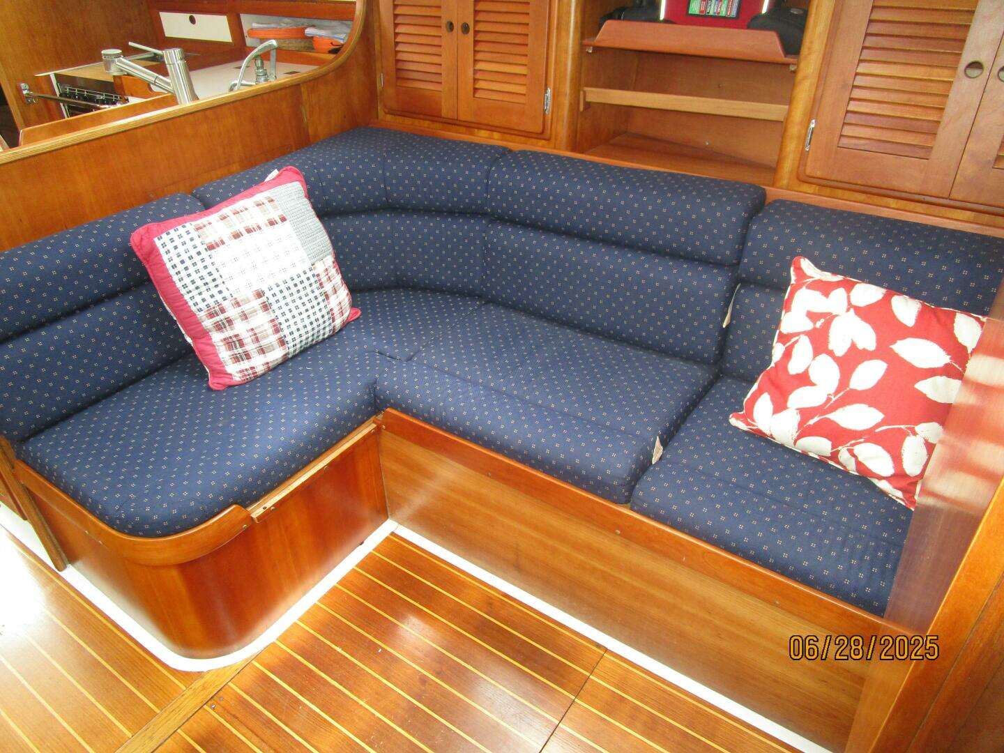 1995 Freedom 40/40 - Image 44