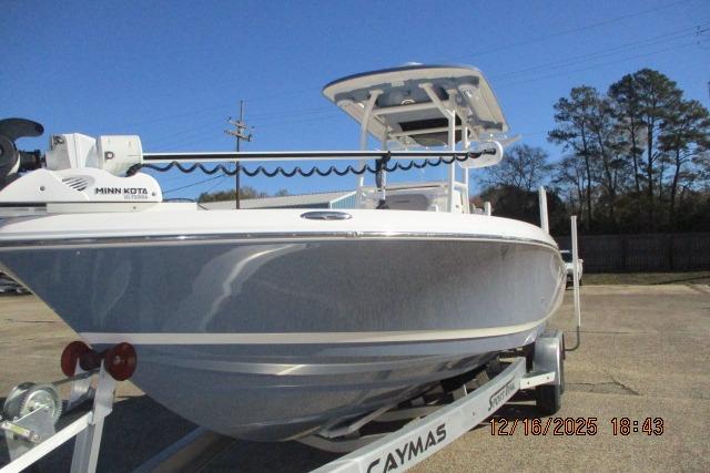 2025 Caymas 281 HB