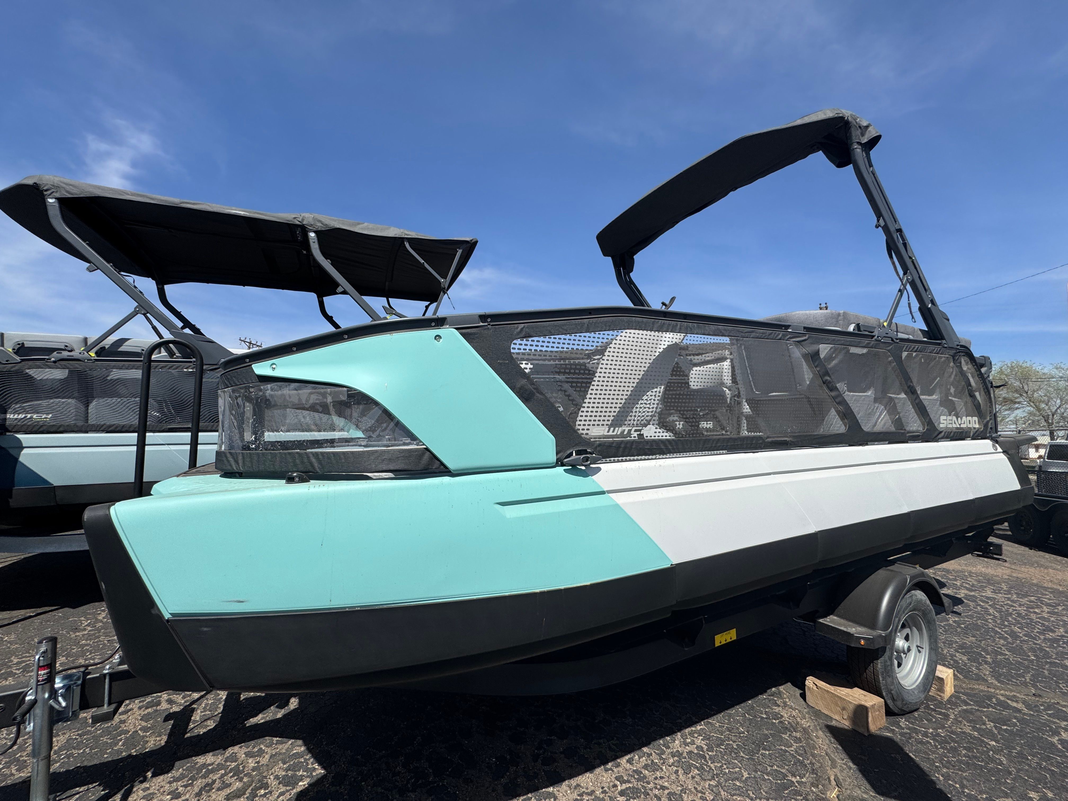 2026 Sea-Doo Switch Sport 21 - 300 hp - Tech Package
