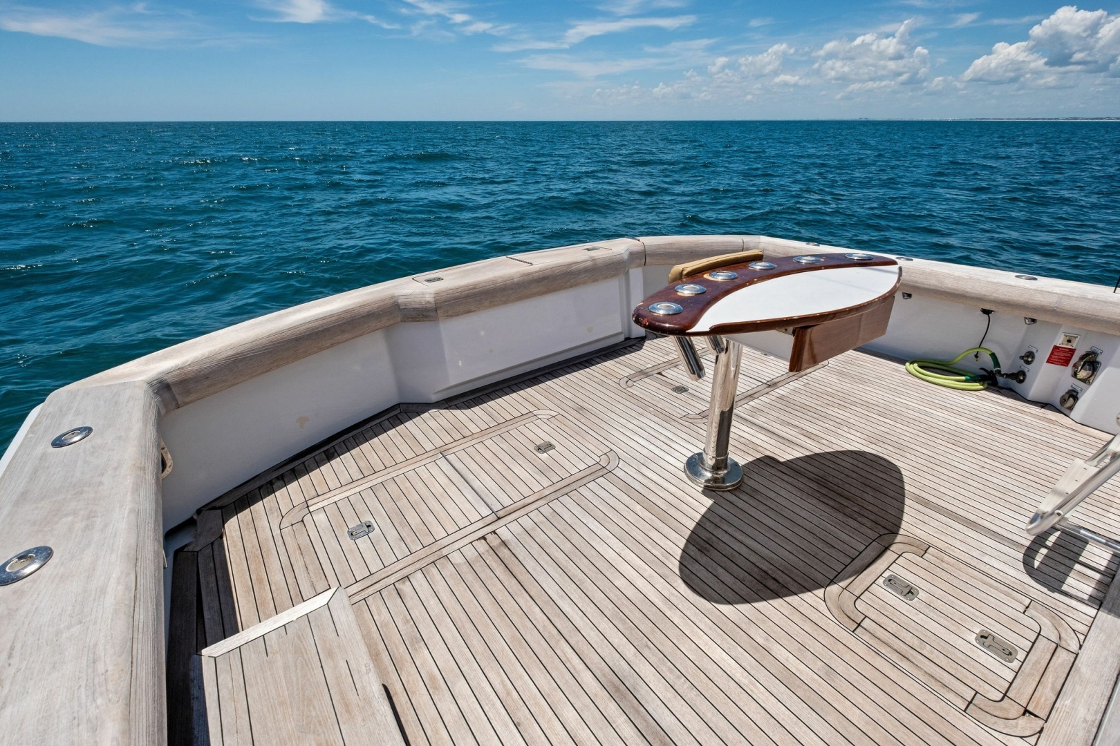 1998 Hatteras Sport Fisherman - Image 7