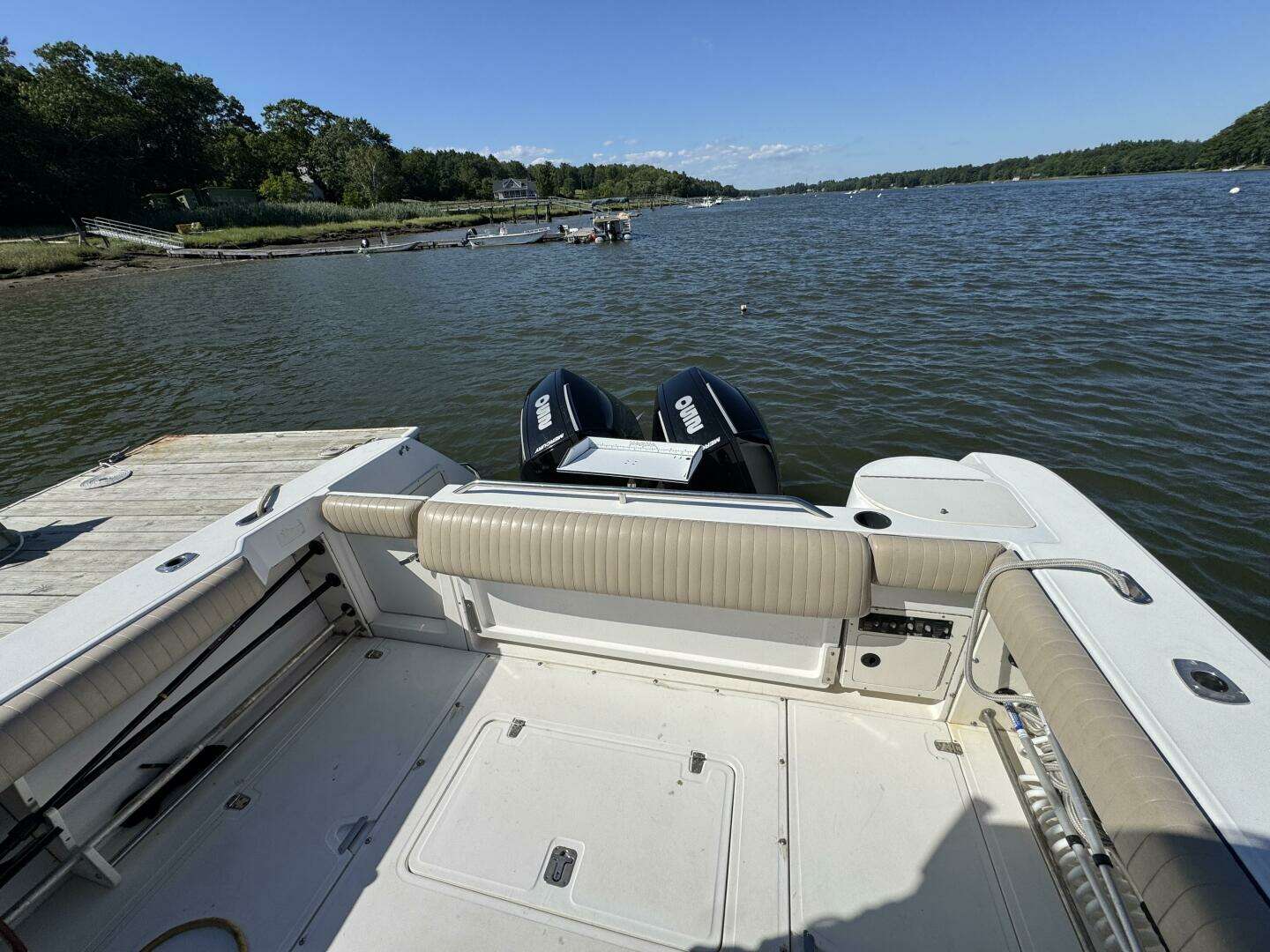 1999 Boston Whaler 28 Conquest - Image 41