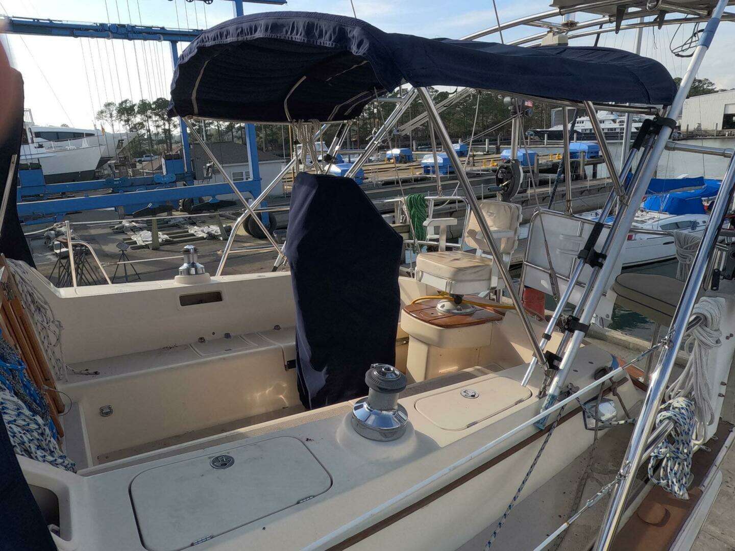 2005 Island Packet 370 - Image 42