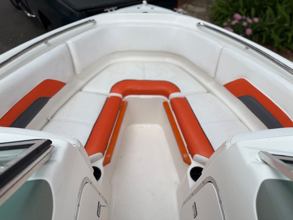 1998 Chaparral 2130 SS - 6