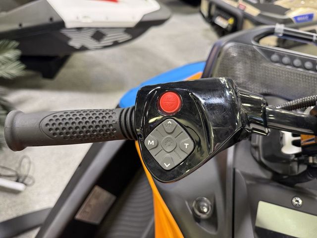 2026 Sea-Doo SparkTrixx For 3 Rotax 900 ACE - 90 Ibr And Aud - 9