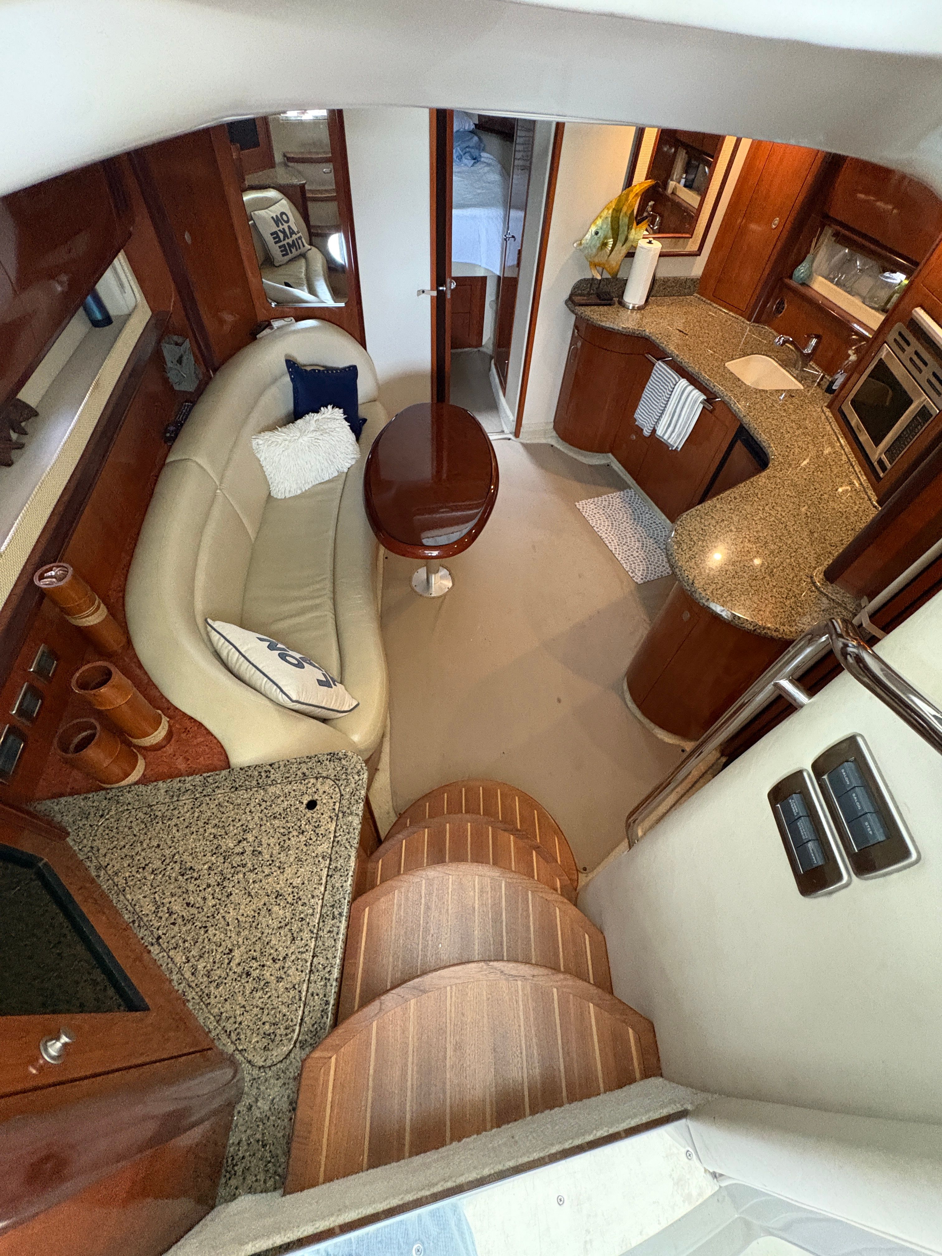 2005 Sea Ray 420 Sundancer - 70
