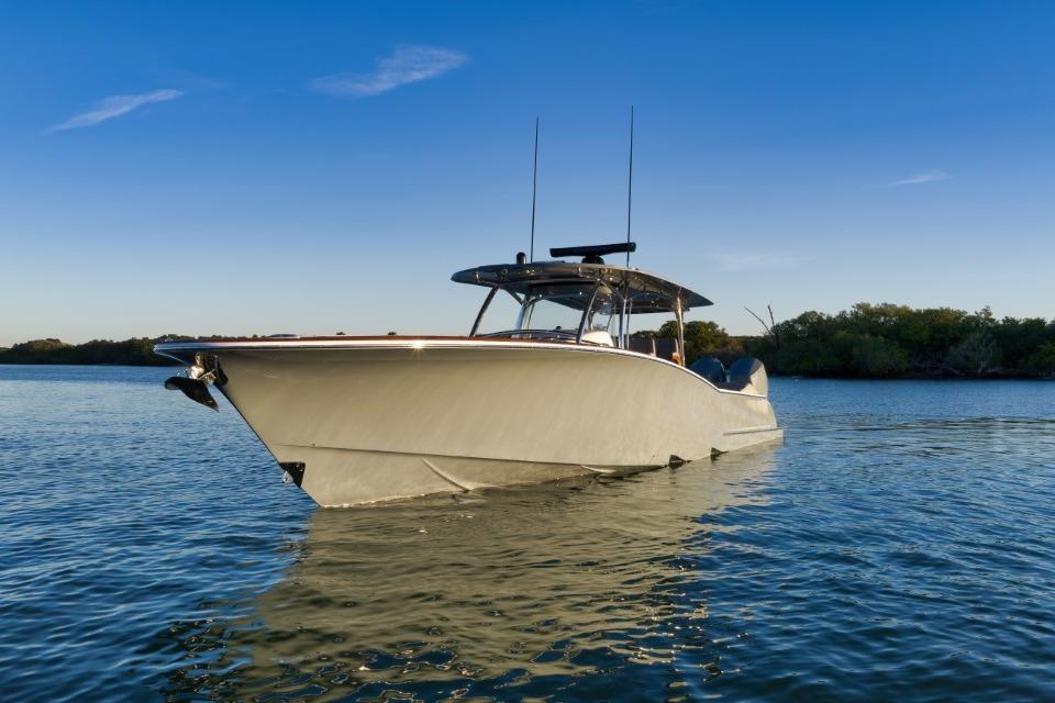 2027 Mag Bay 43 CC