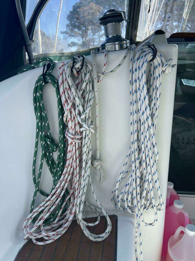 2000 Beneteau 311 - Image 8
