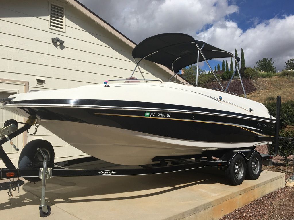 2014 Tracker Tahoe
