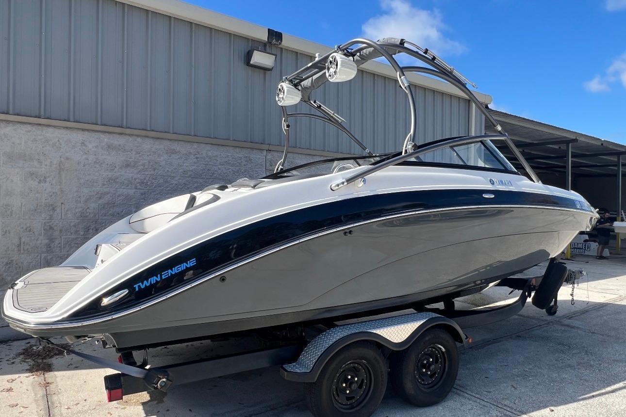 2014 Yamaha Boats AR240